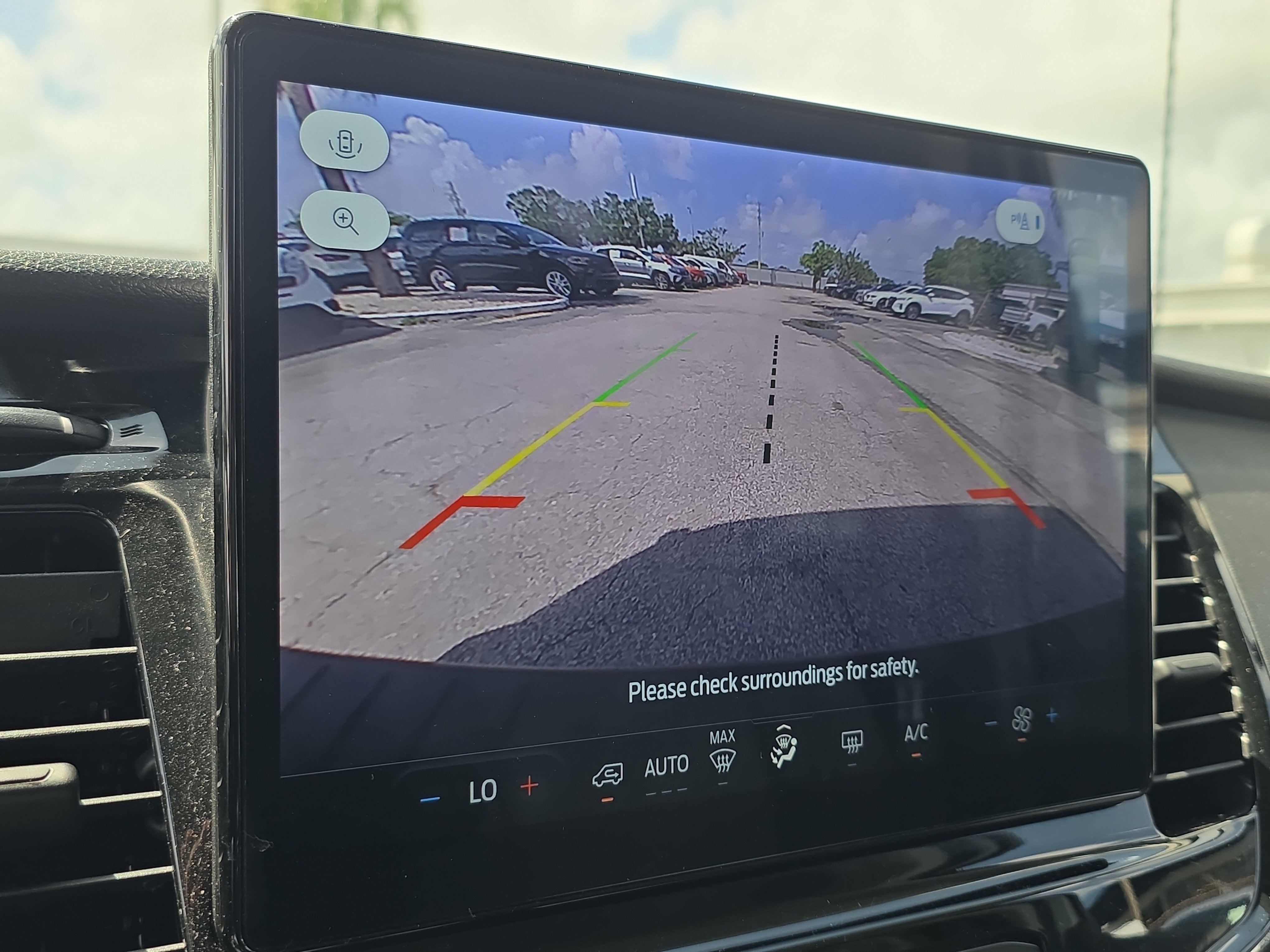 2023 Ford Transit Passenger Wagon XL