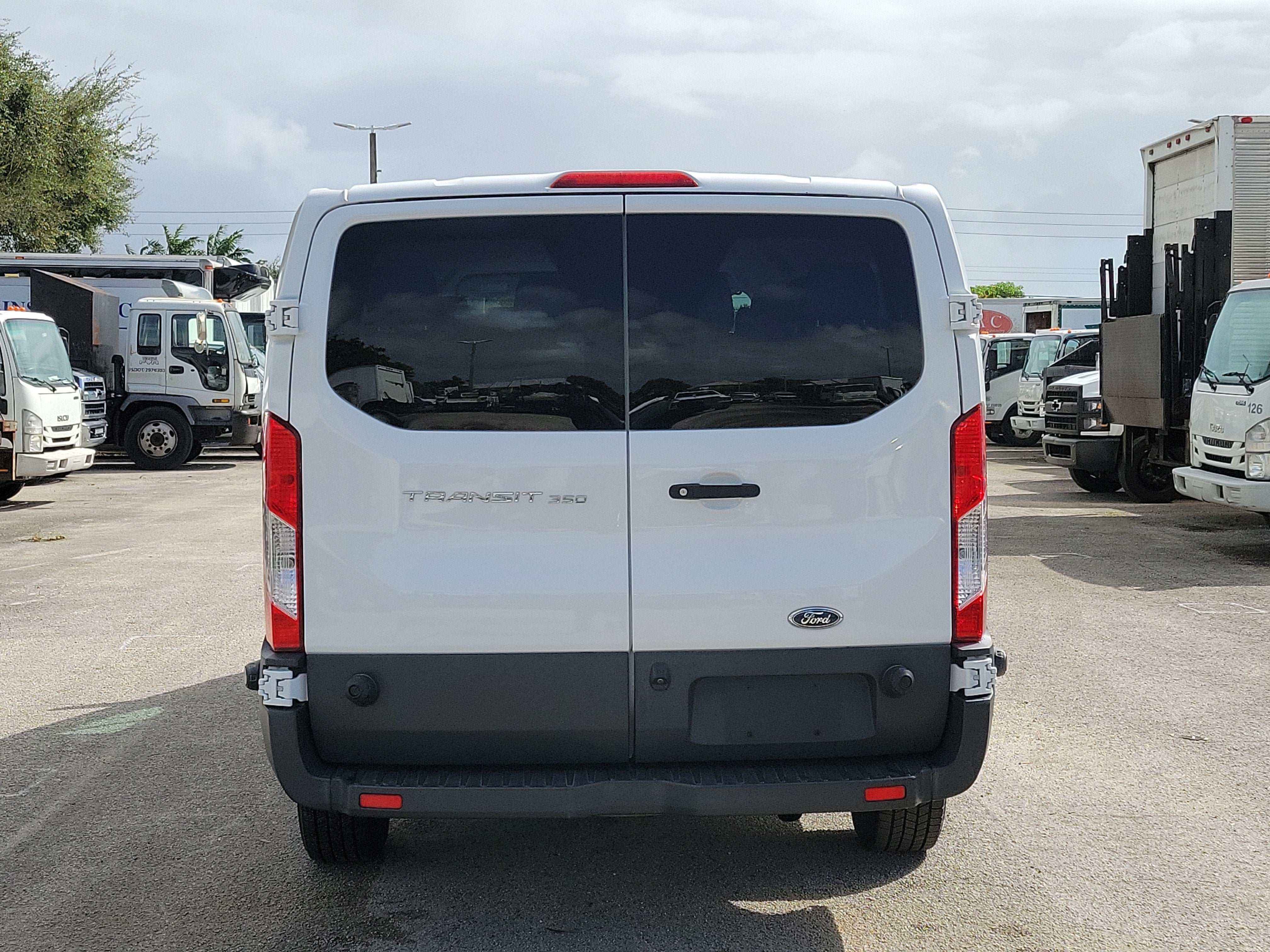 2018 Ford Transit Passenger Wagon XL