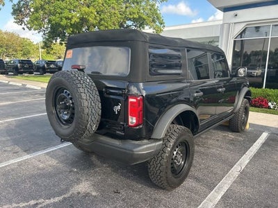 2022 Ford Bronco Base