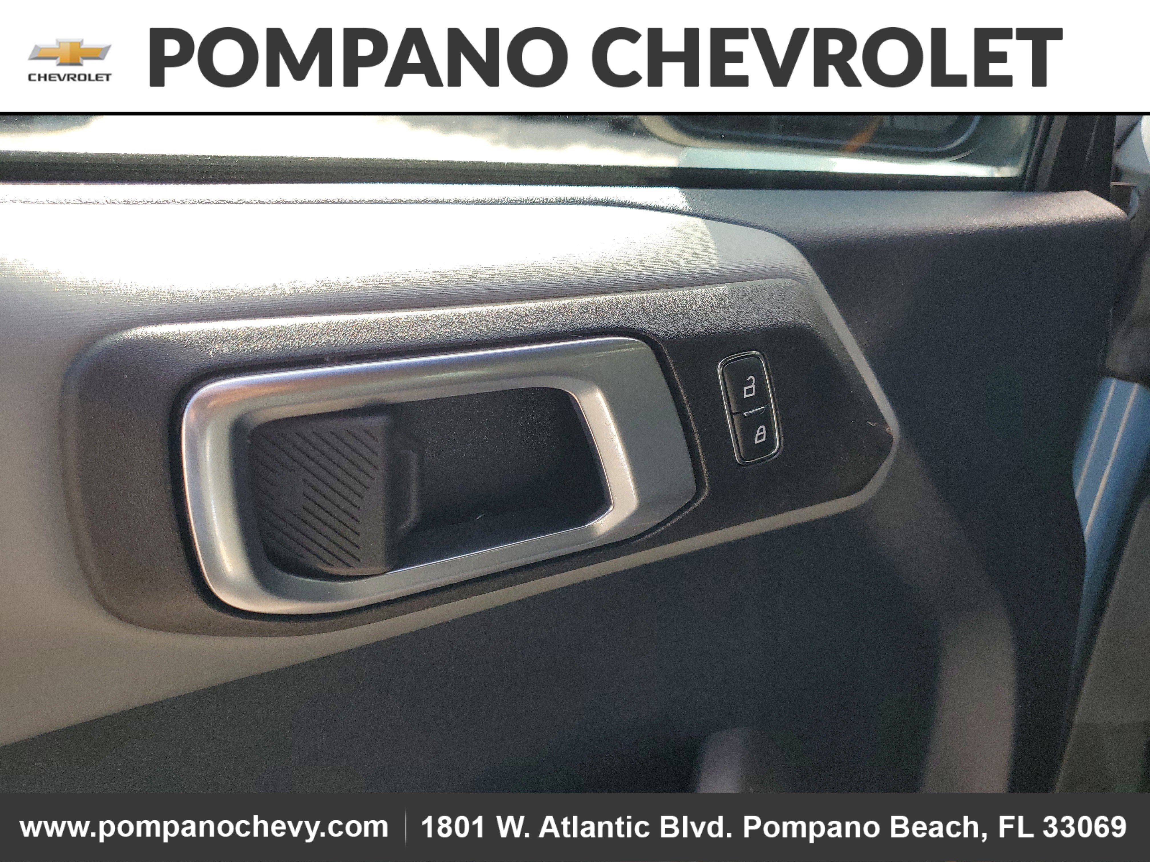 2023 Ford Bronco Base