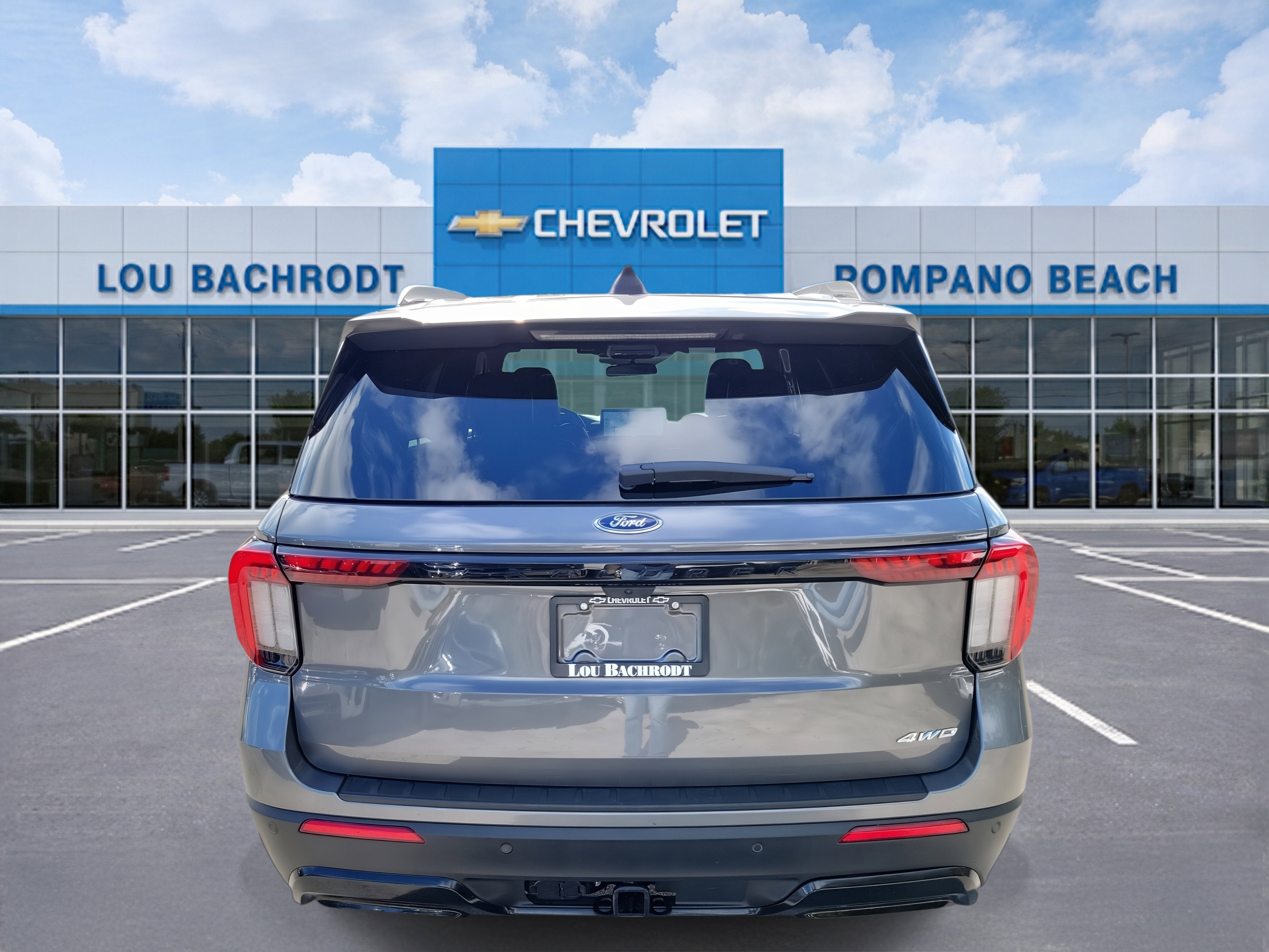 2025 Ford Explorer ST-Line