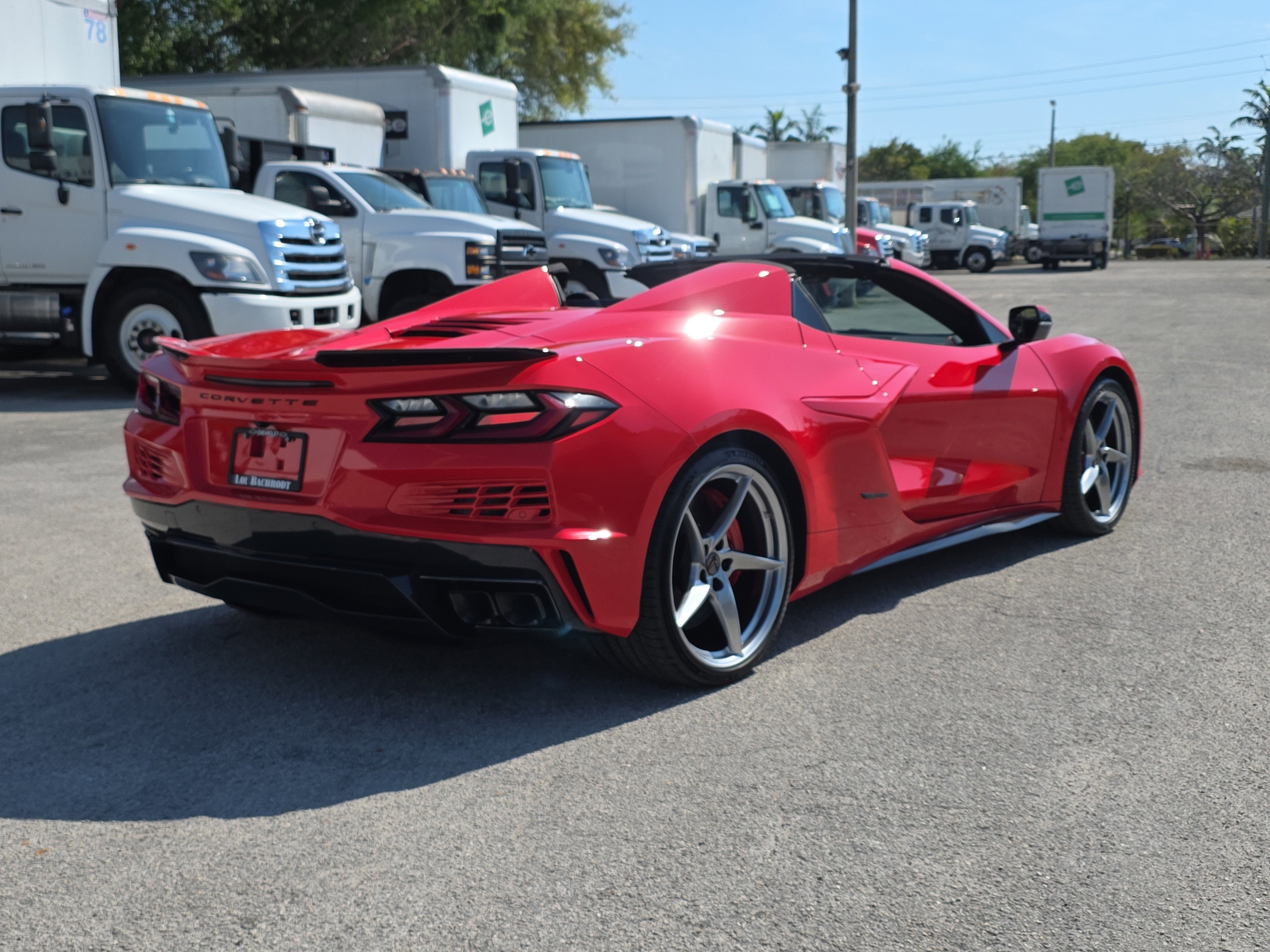 2025 Chevrolet Corvette E-Ray 2LZ