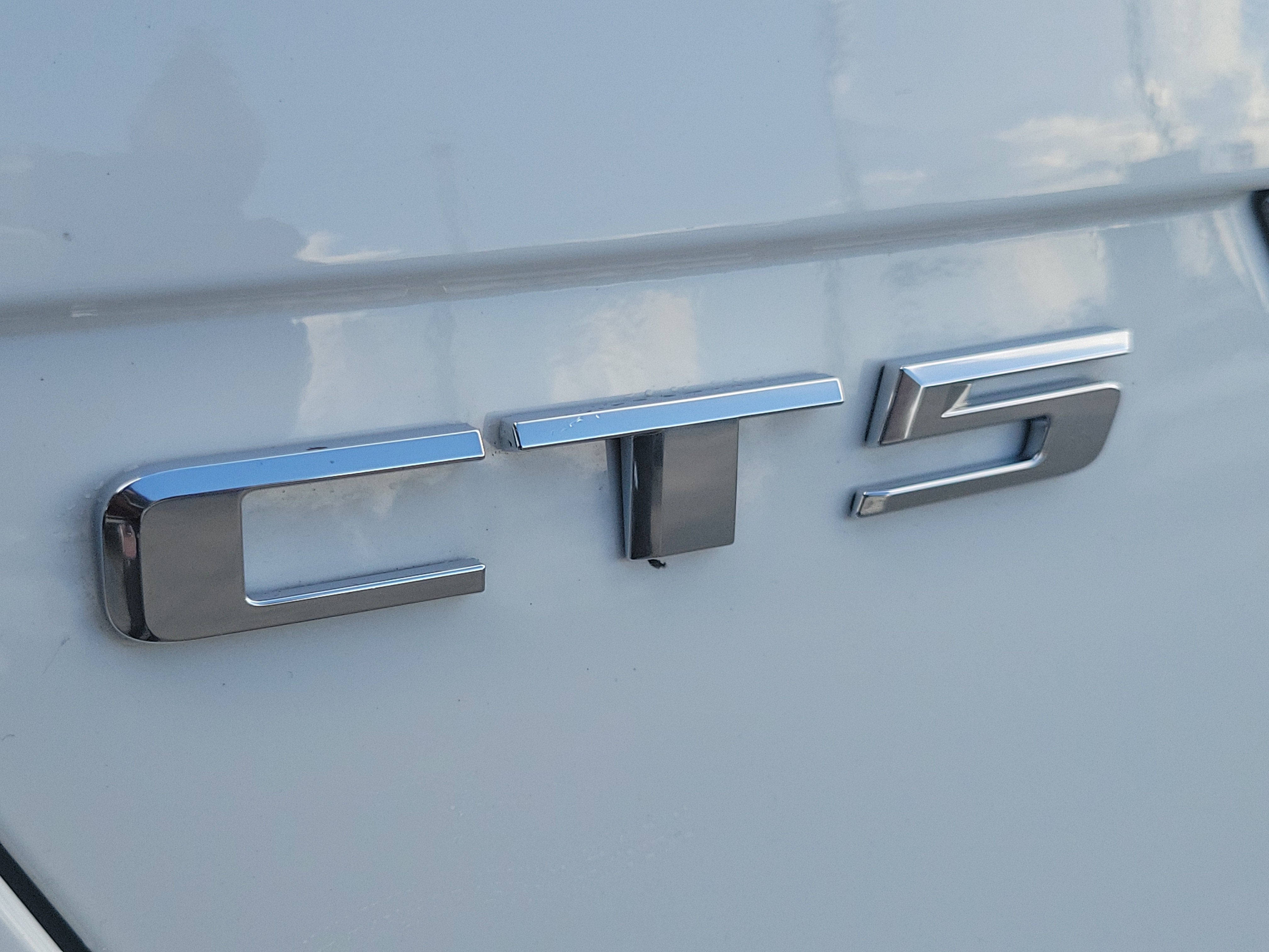 2023 Cadillac CT5 Luxury