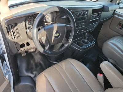 2014 Chevrolet Express Passenger 2500 LS