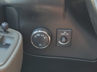 2023 Chevrolet Express Passenger 3500 1LS