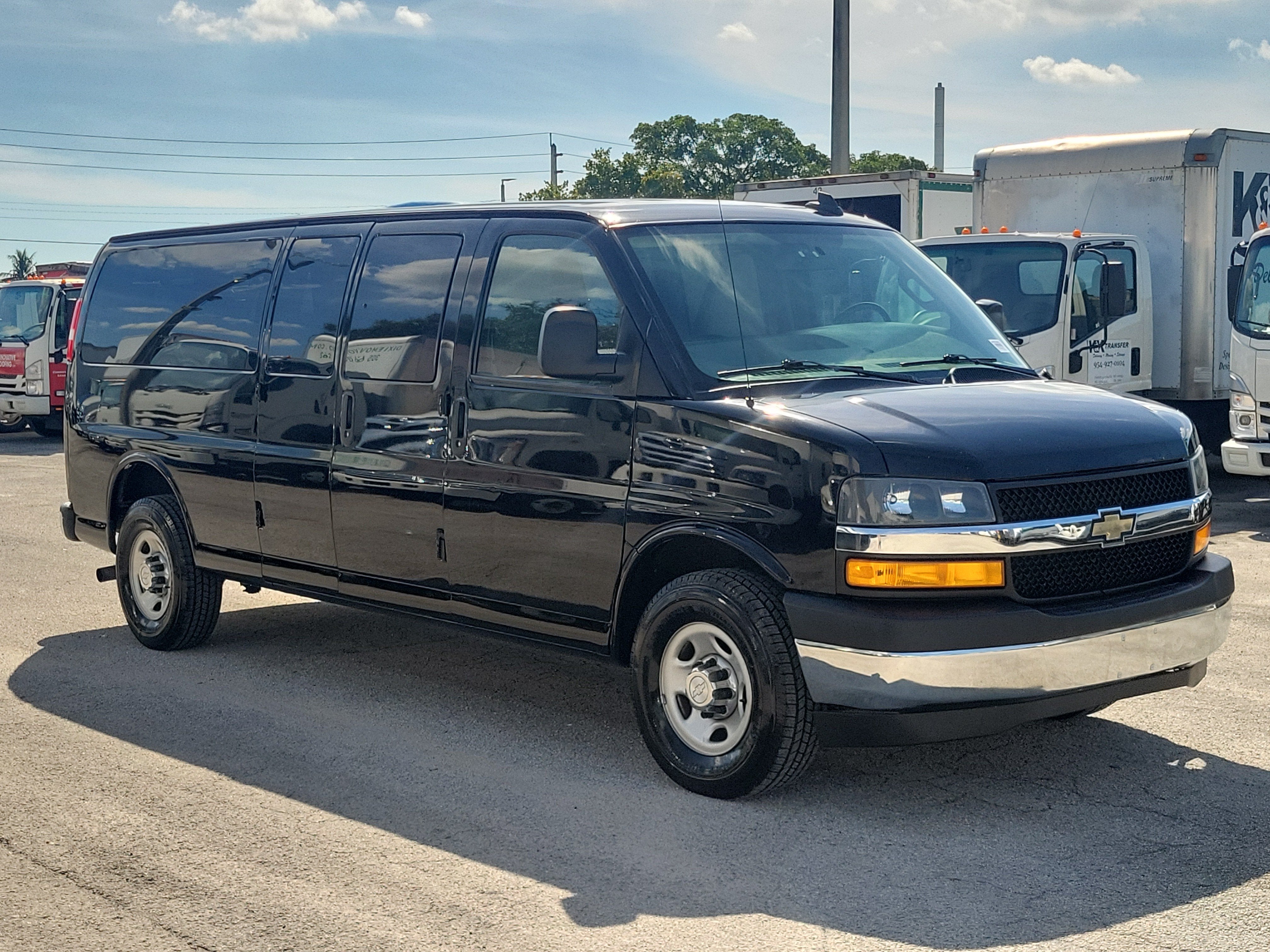 2018 Chevrolet Express Passenger 3500 LT