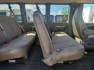 2018 Chevrolet Express Passenger 3500 LT
