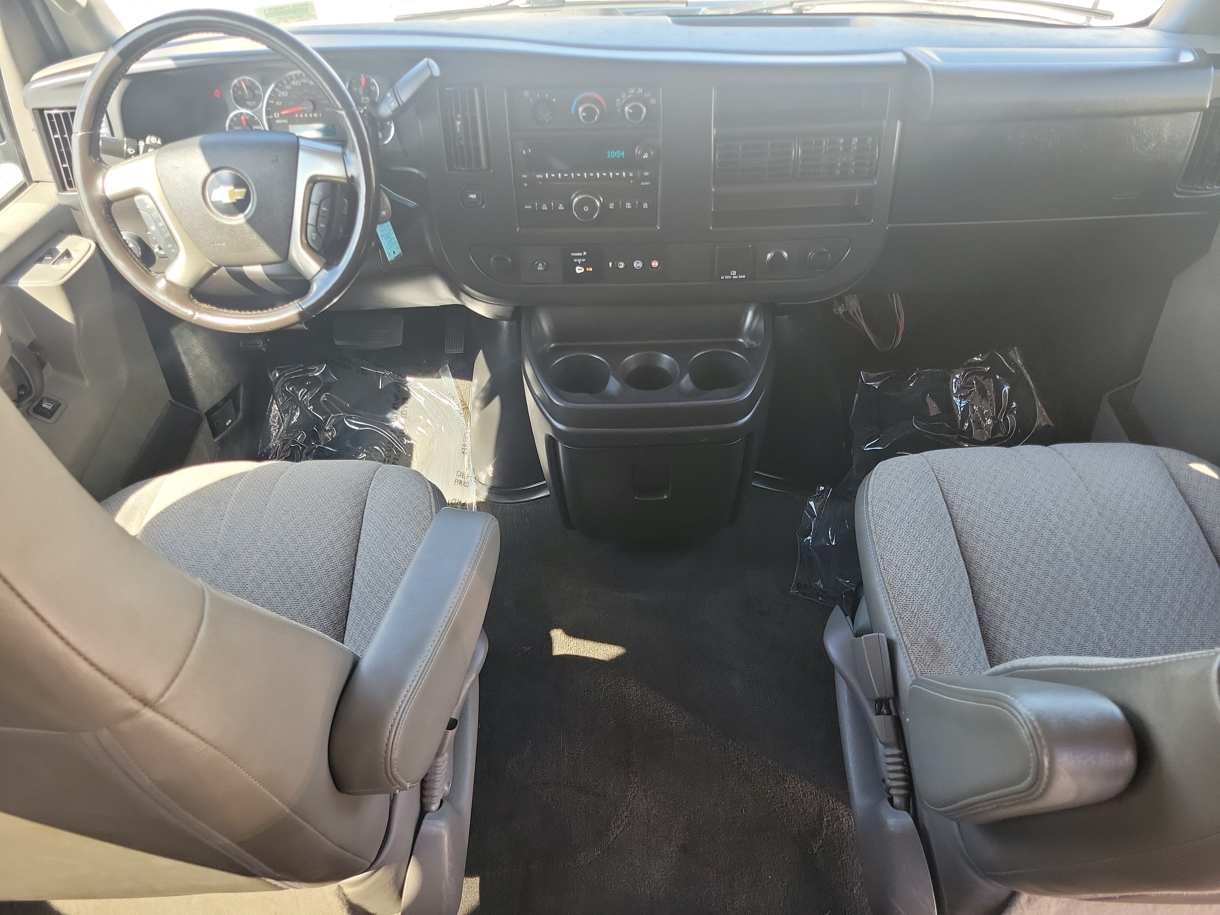 2018 Chevrolet Express Passenger 3500 LT