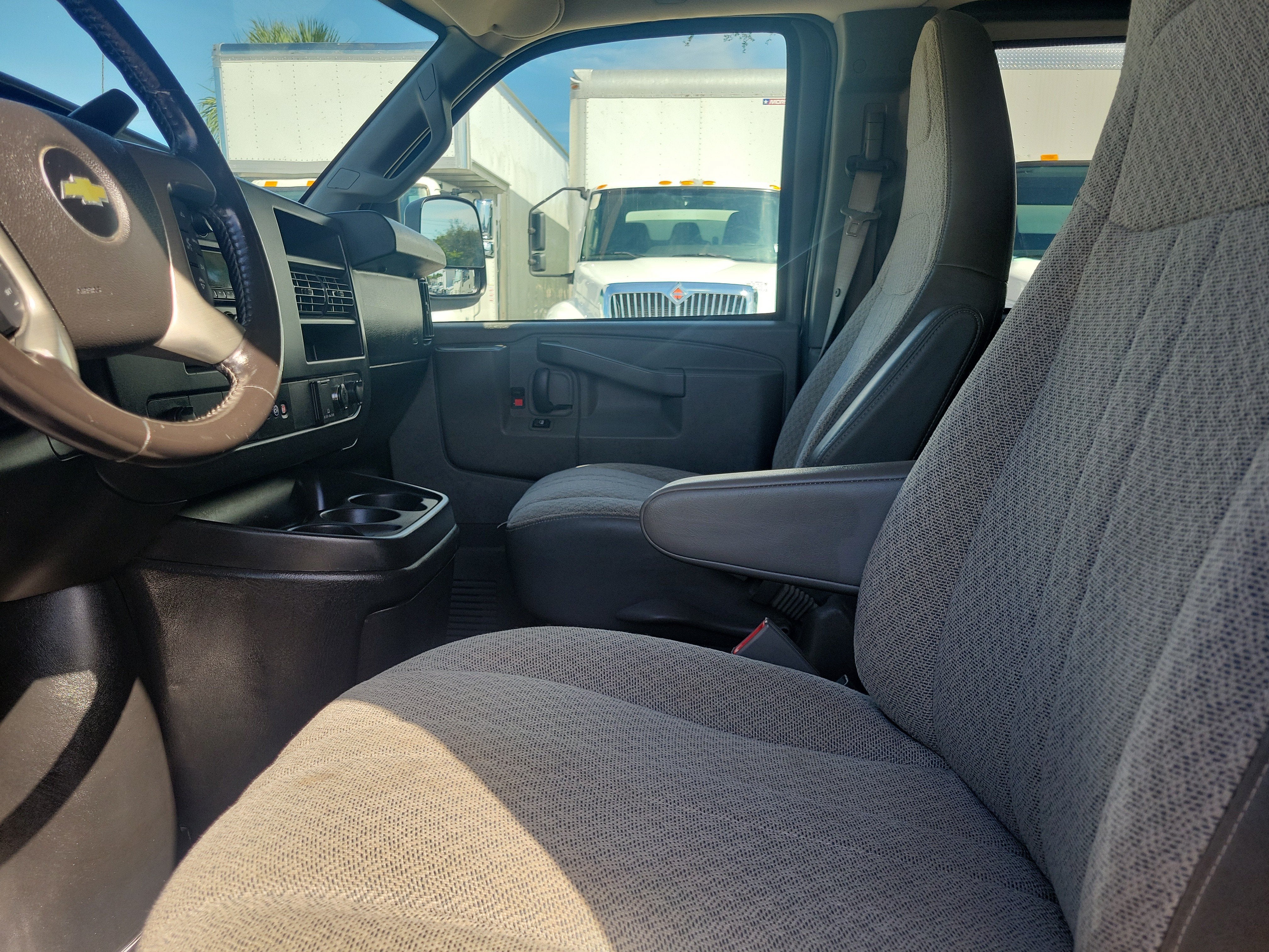 2018 Chevrolet Express Passenger 3500 LT