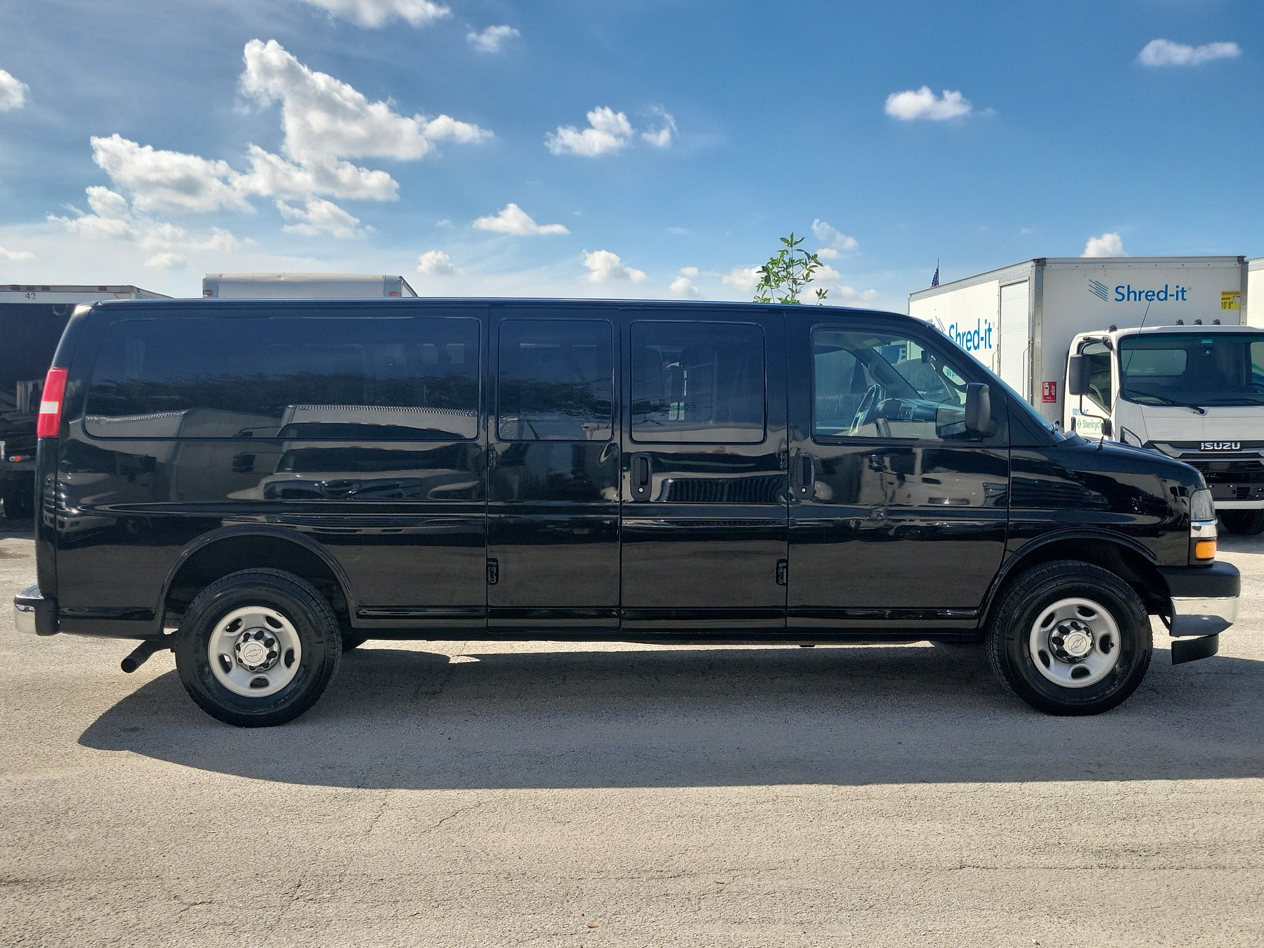 2018 Chevrolet Express Passenger 3500 LT