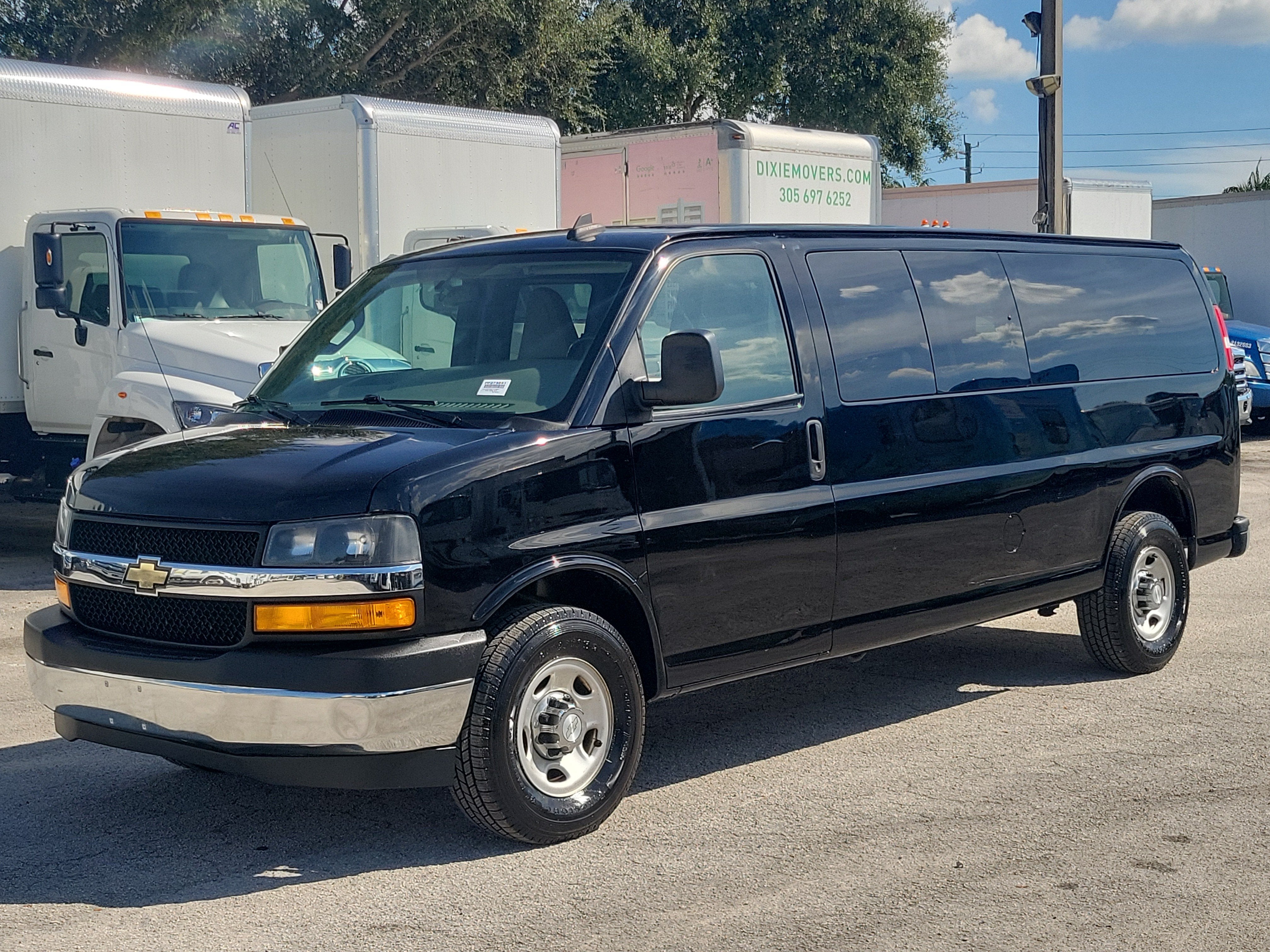 2018 Chevrolet Express Passenger 3500 LT
