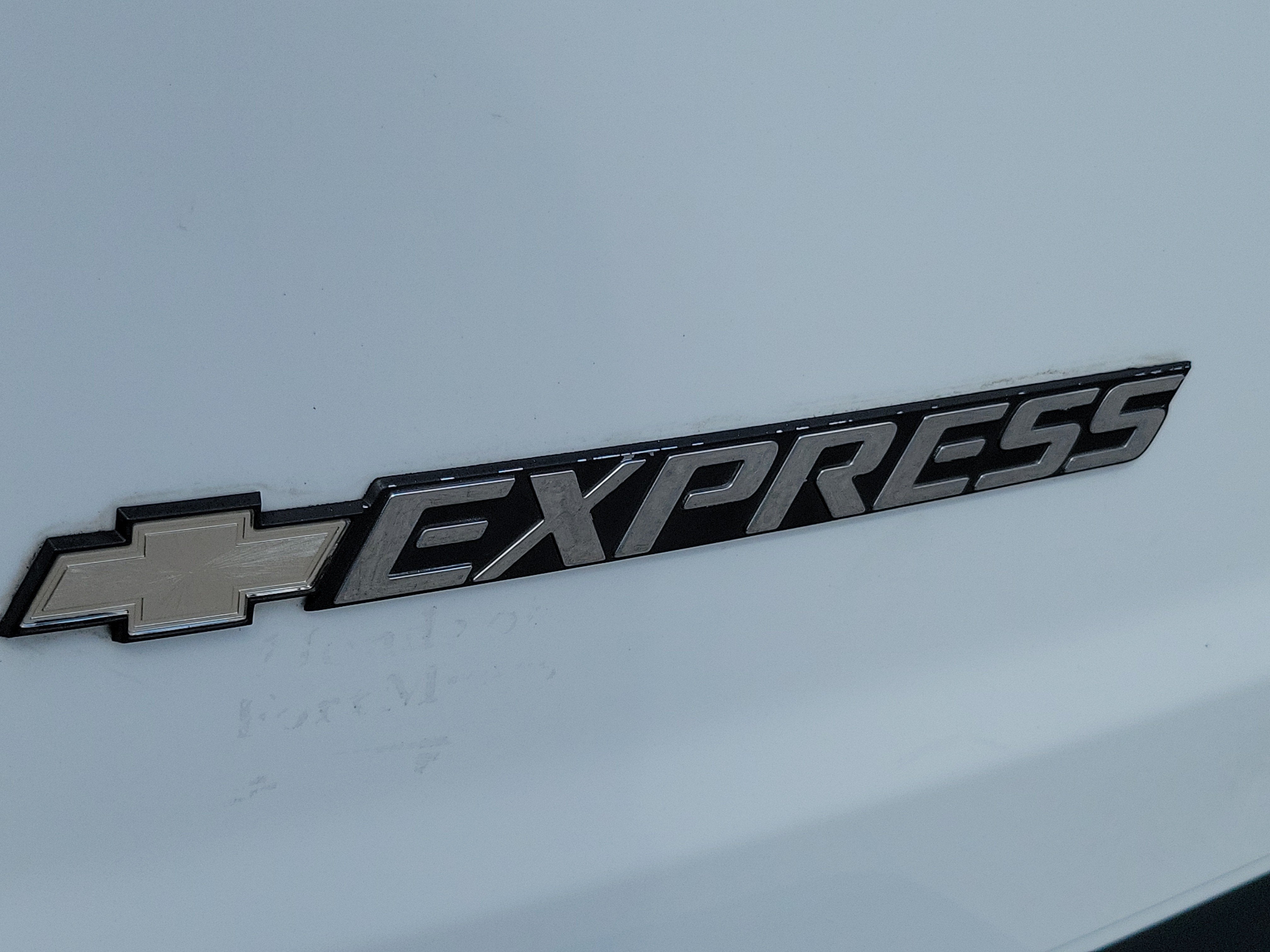 2019 Chevrolet Express Passenger 3500 LT