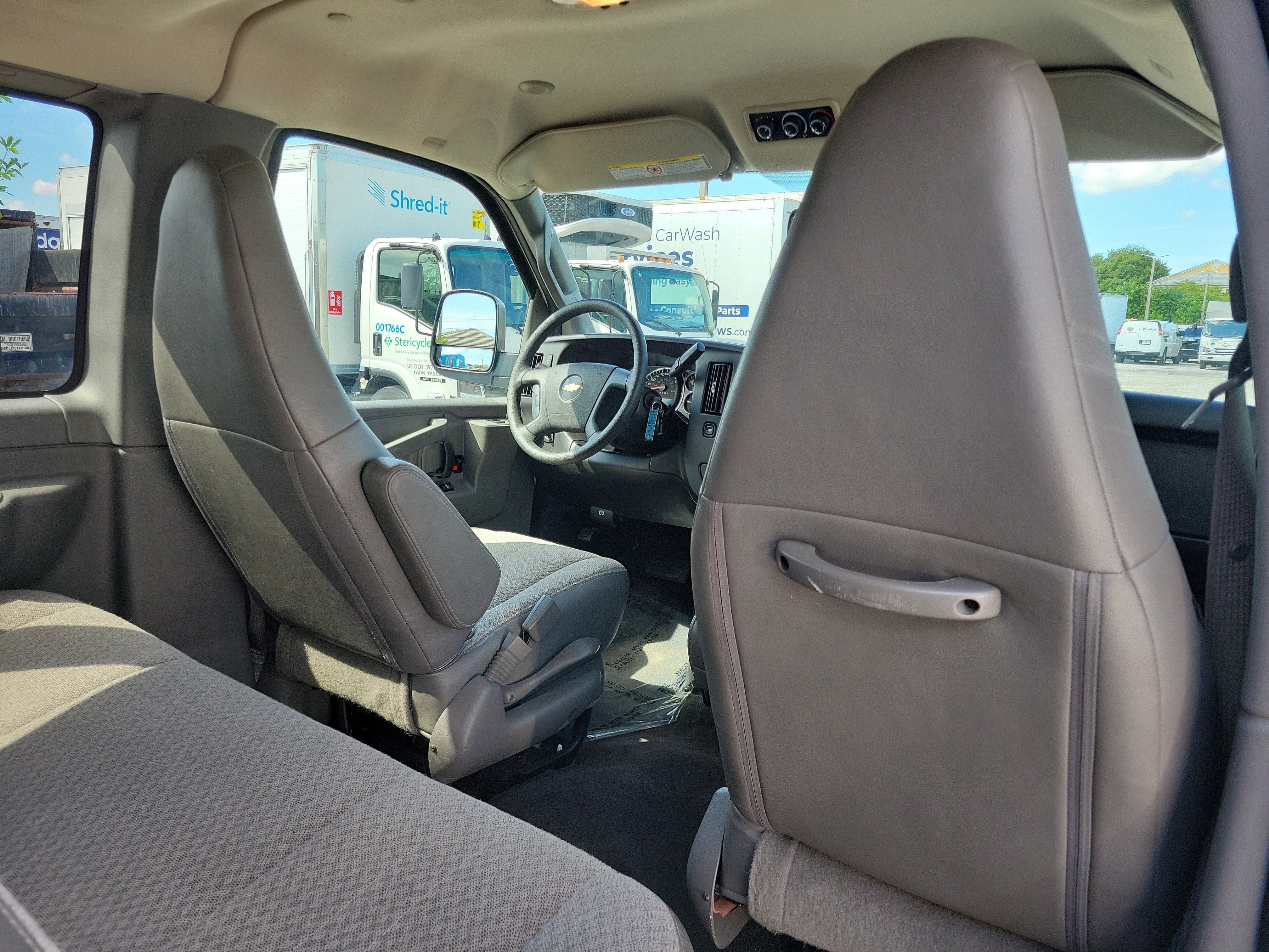 2019 Chevrolet Express Passenger 3500 LT