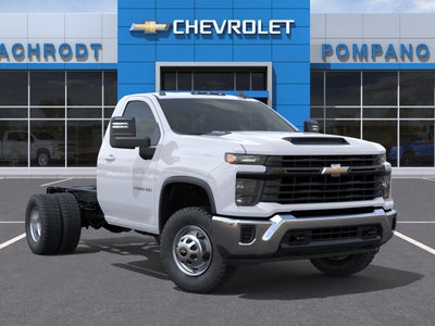 2025 Chevrolet Silverado 3500 HD Chassis Cab Work Truck
