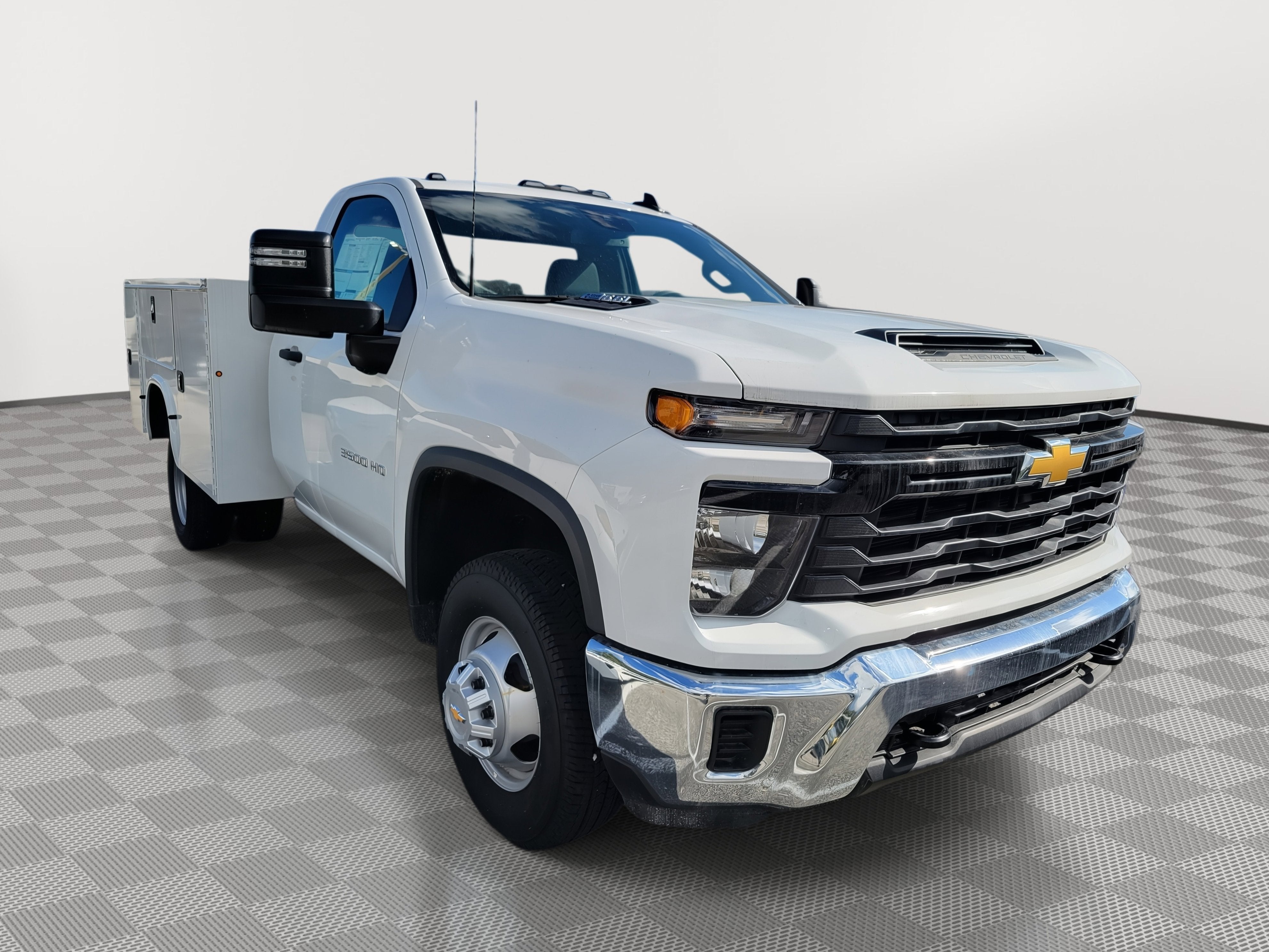 2025 Chevrolet Silverado 3500 HD Chassis Cab Work Truck