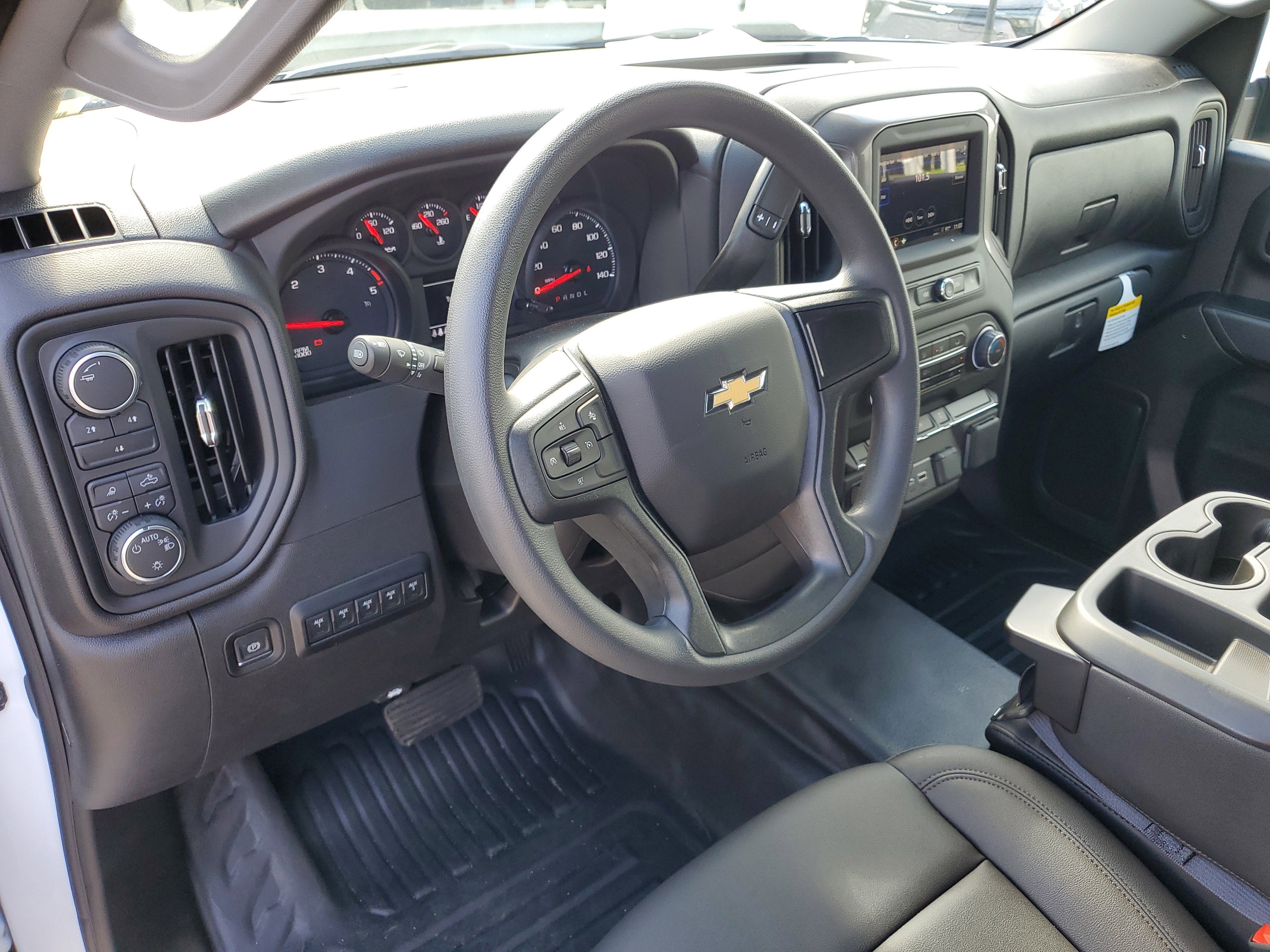 2025 Chevrolet Silverado 3500 HD Chassis Cab Work Truck