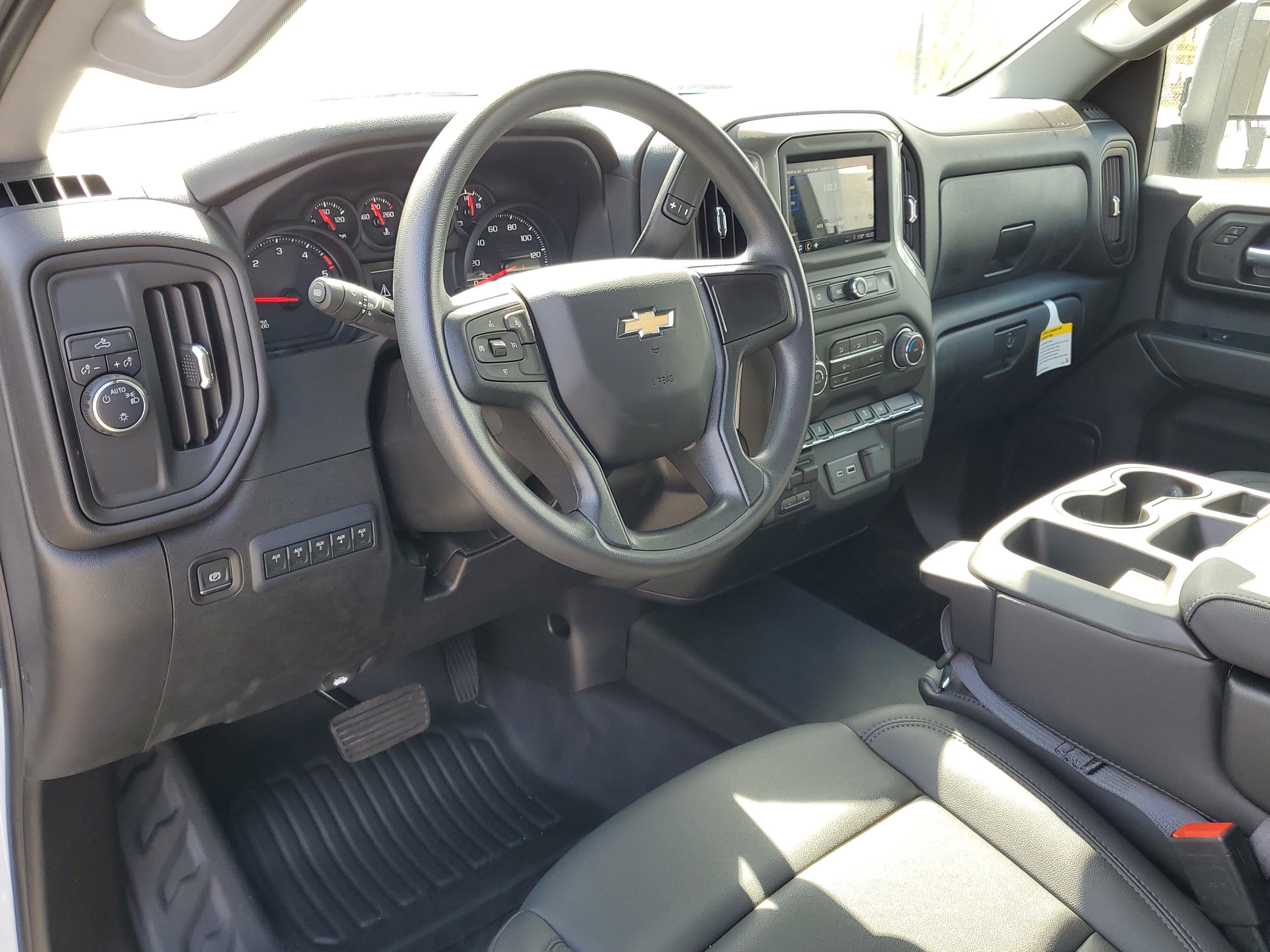 2024 Chevrolet Silverado 3500 HD WT DRW