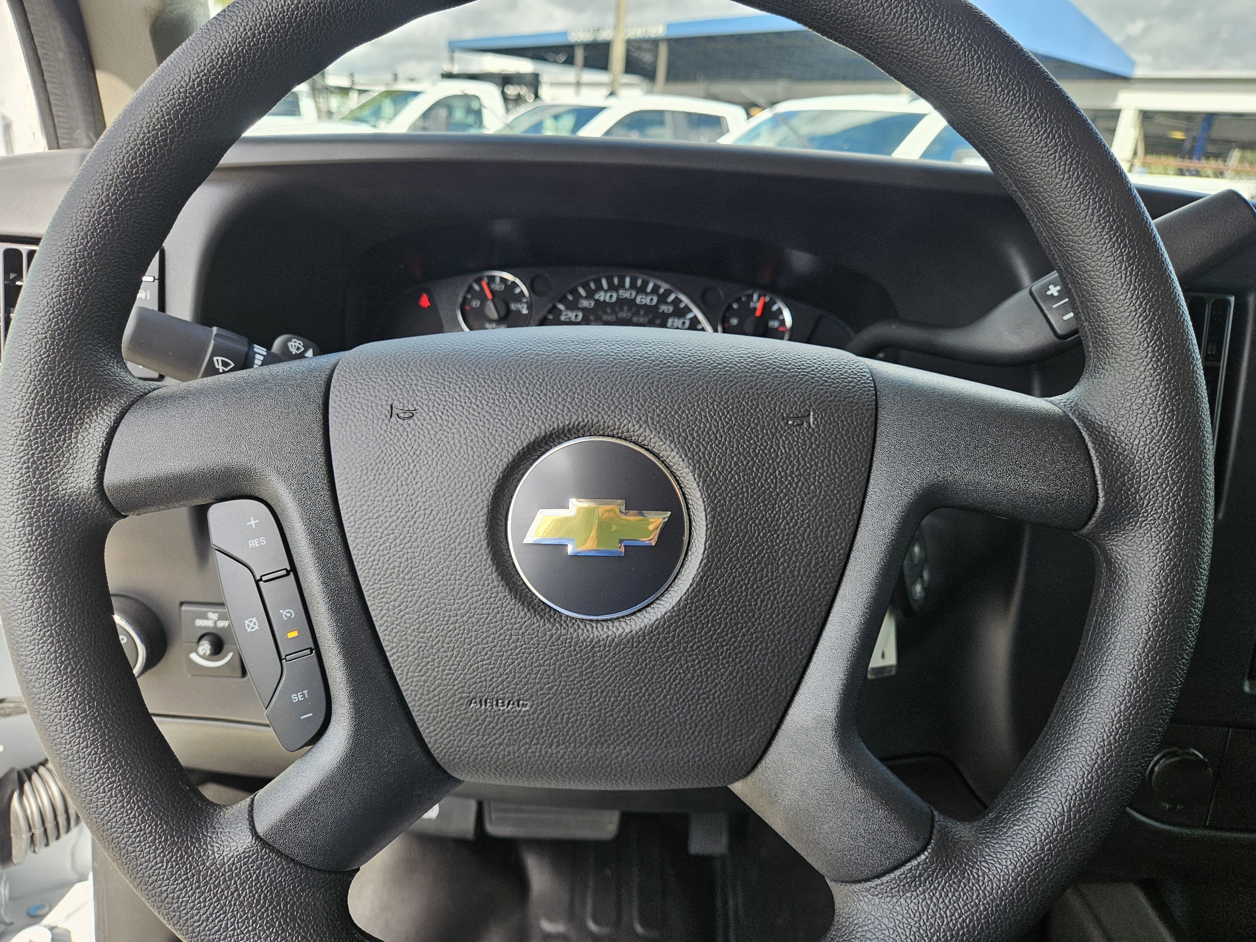 2025 Chevrolet Express Cargo 2500 WT