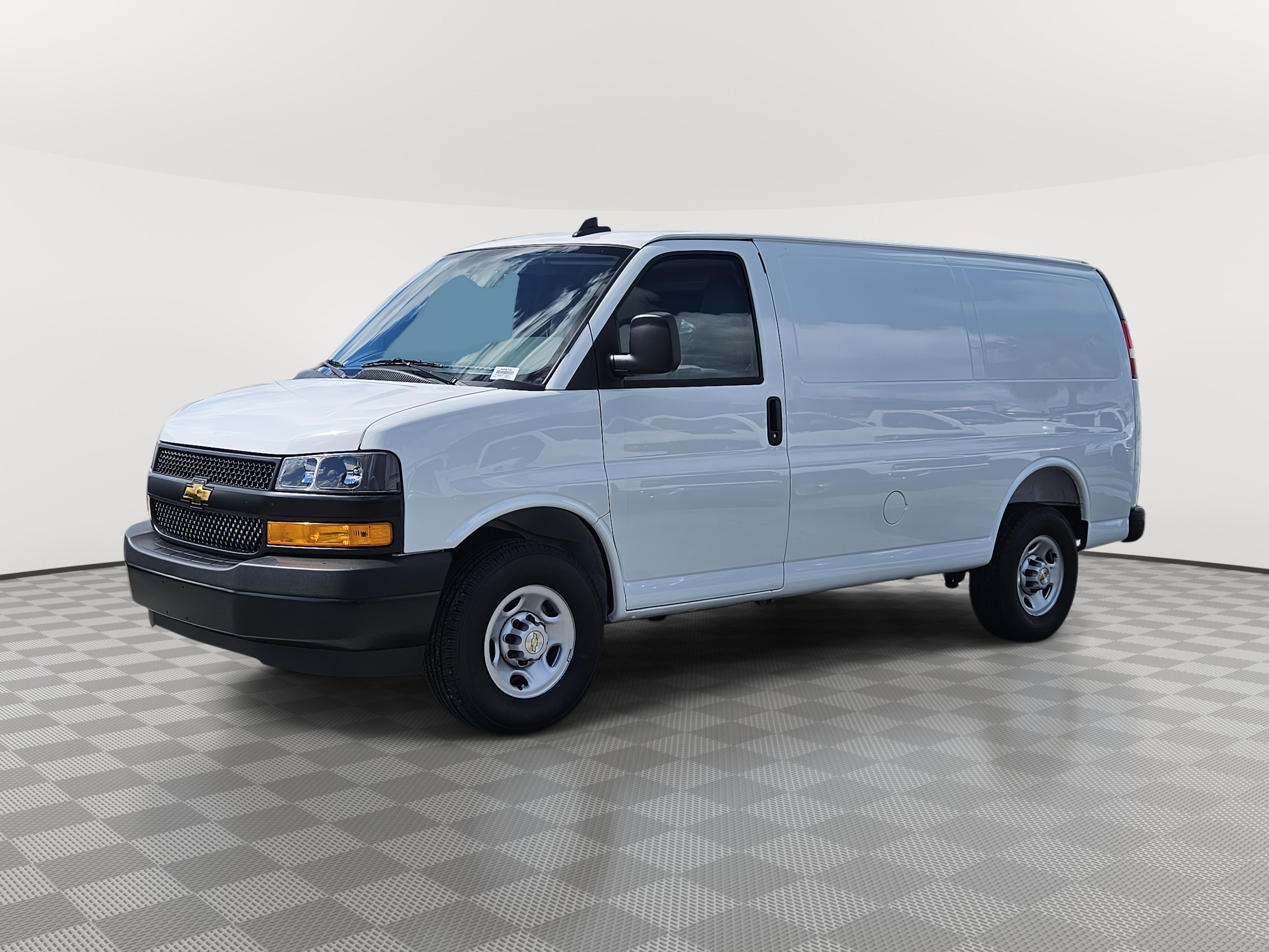 2025 Chevrolet Express Cargo 2500 WT