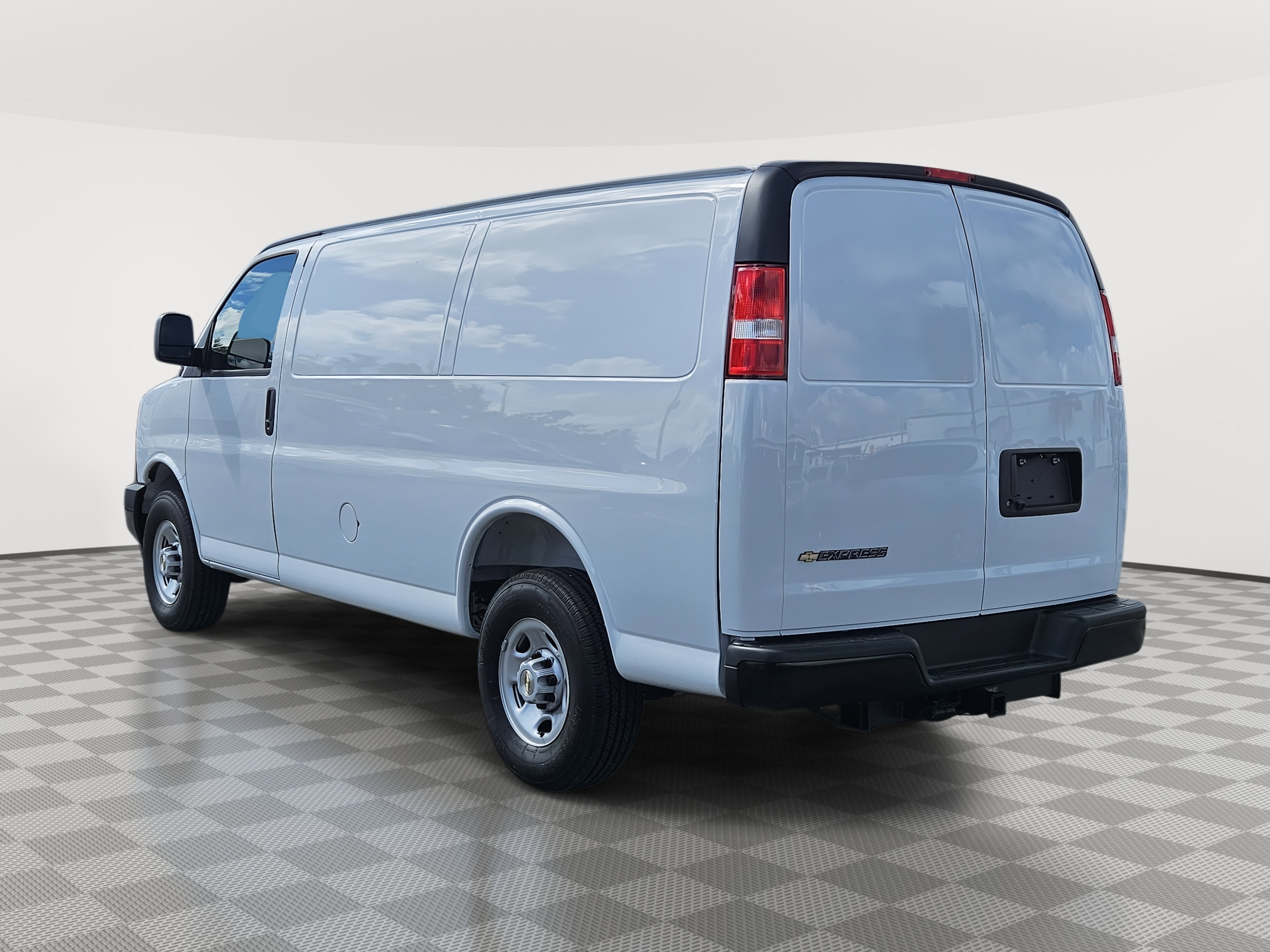2025 Chevrolet Express Cargo 2500 WT
