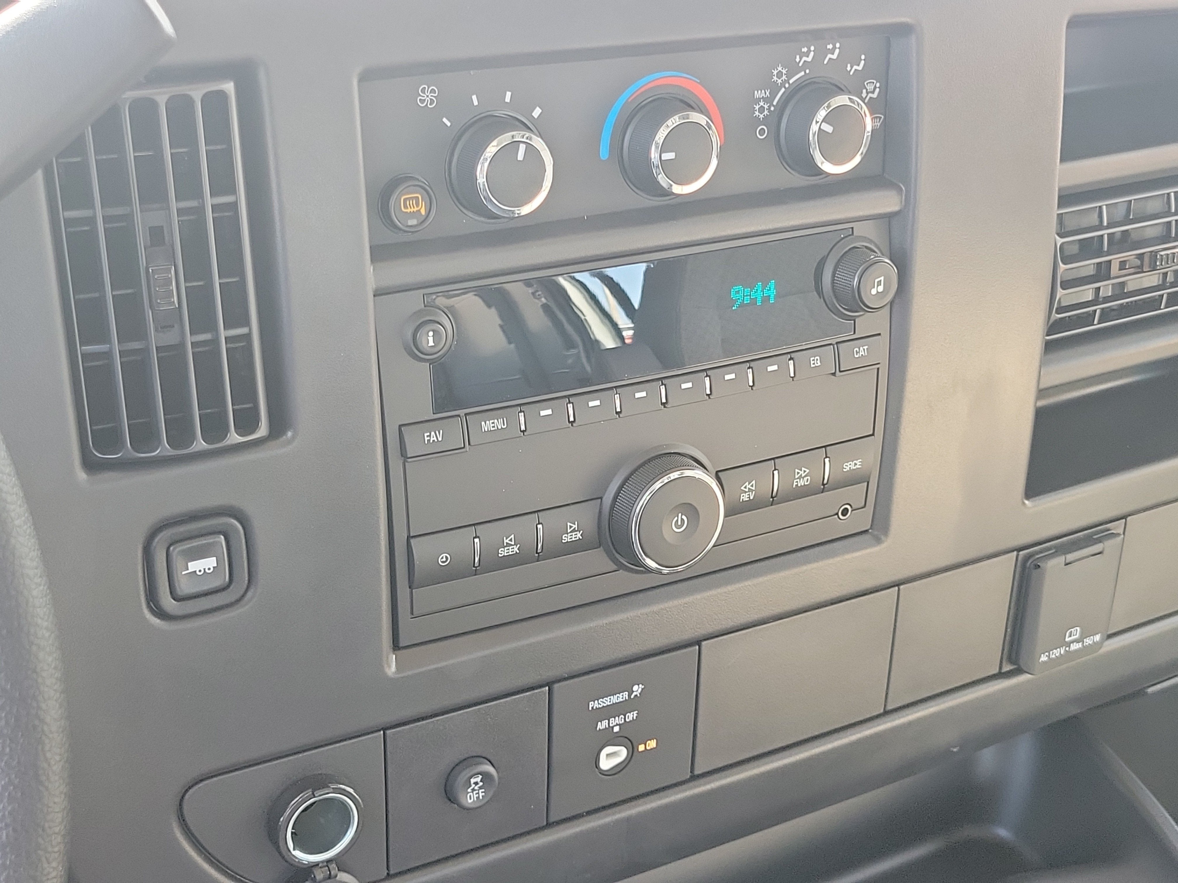 2026 Chevrolet Express Cargo WT