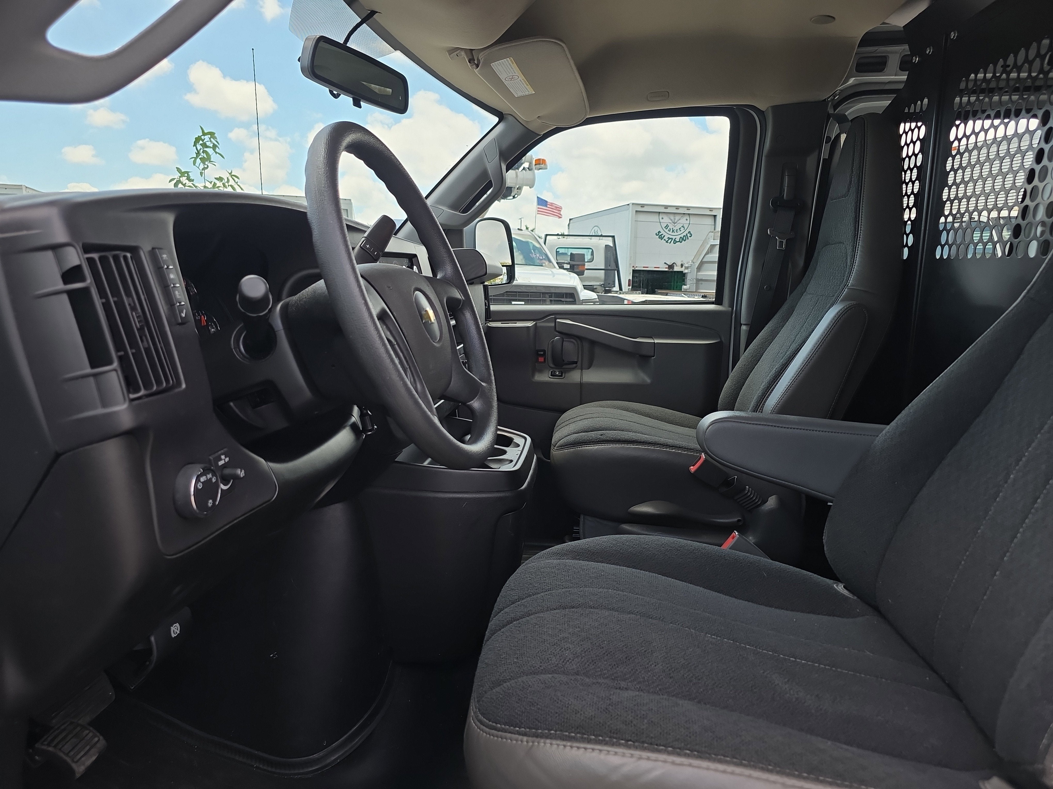 2024 Chevrolet Express Cargo 2500 WT