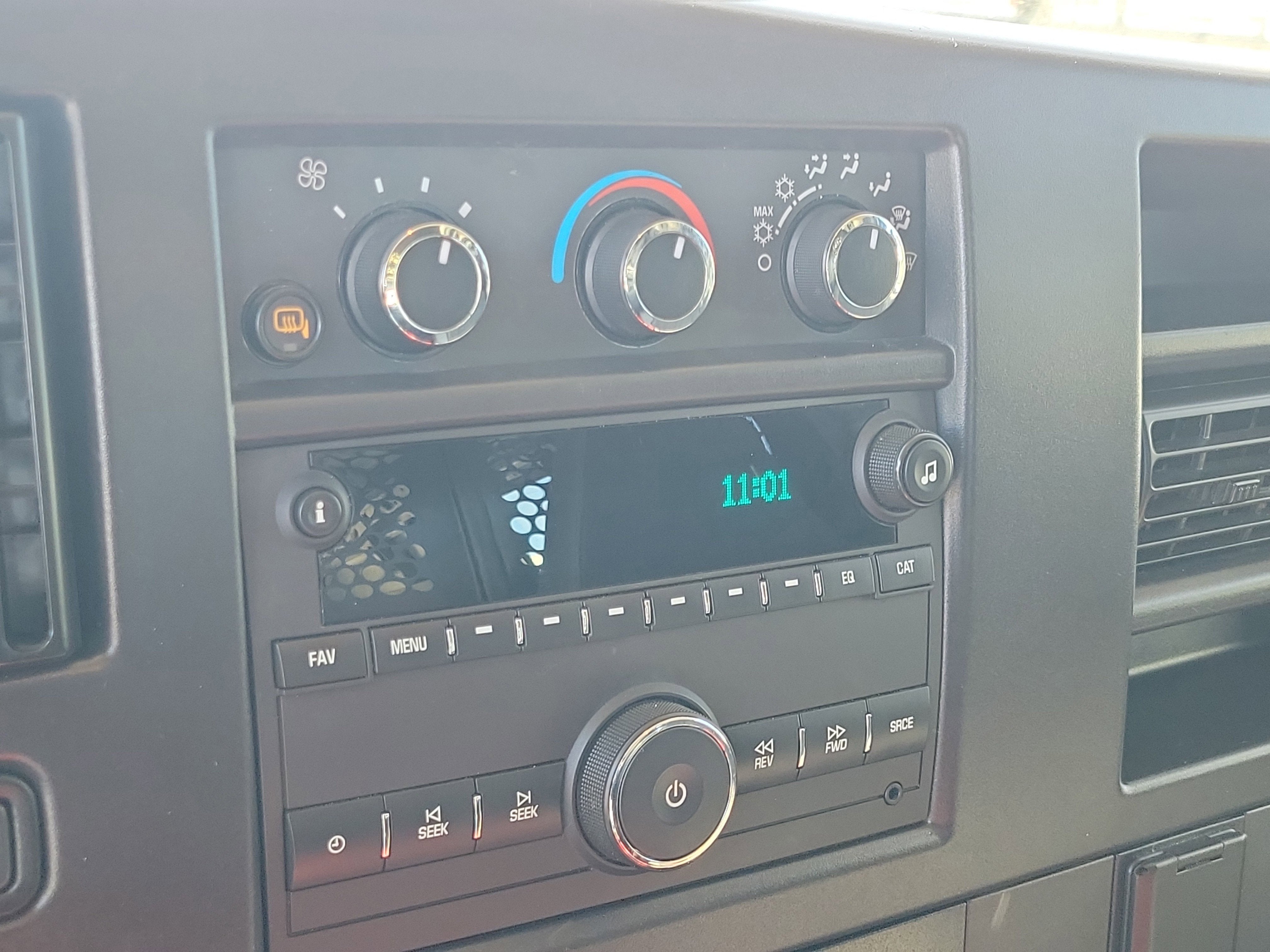 2024 Chevrolet Express Cargo 2500 WT