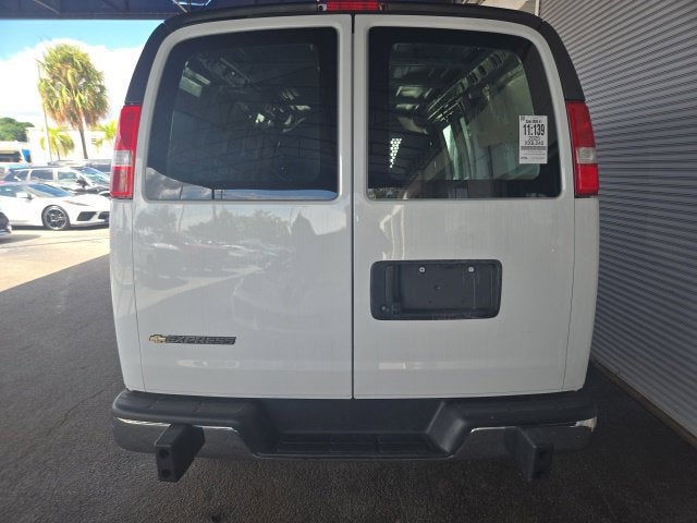 2025 Chevrolet Express Cargo WT