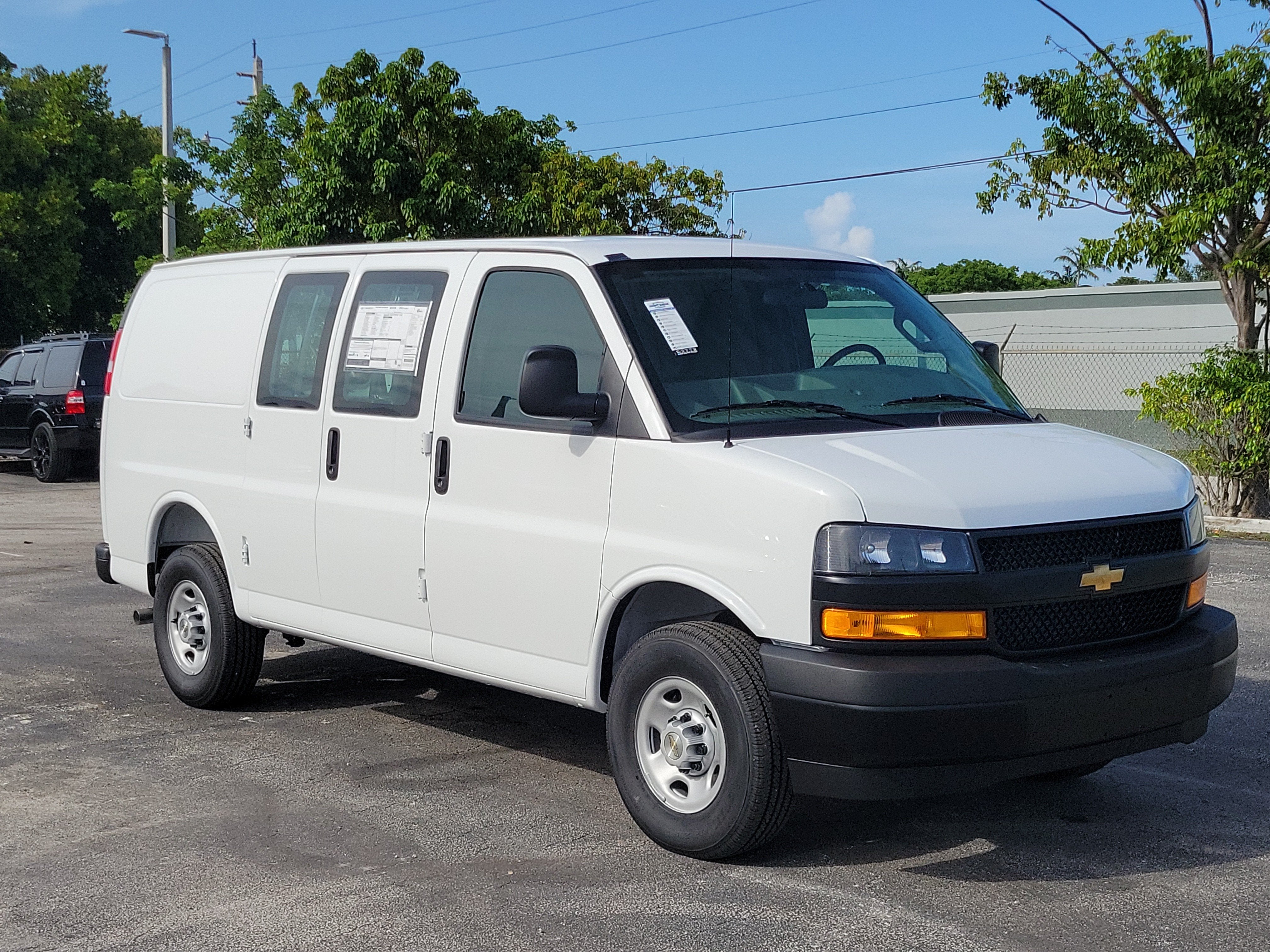 2026 Chevrolet Express Cargo WT