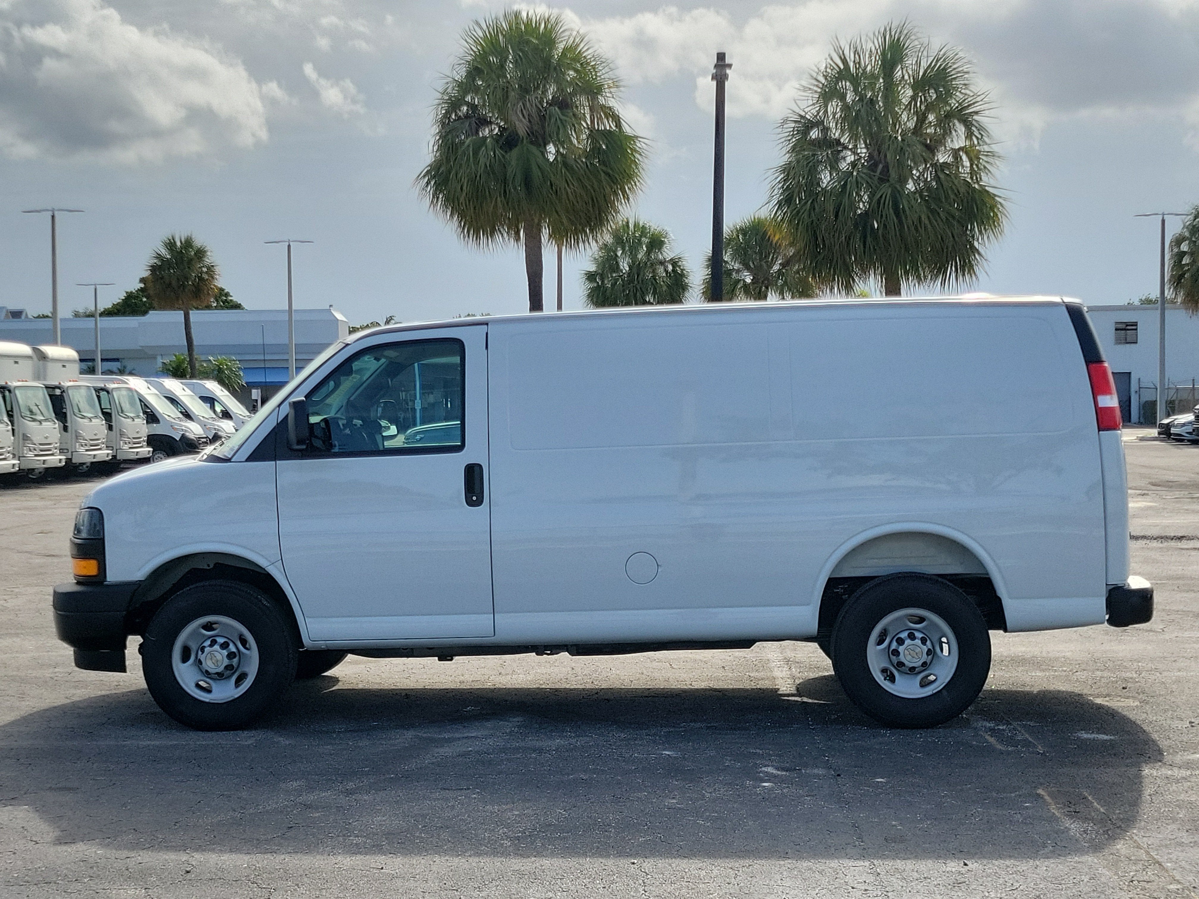 2026 Chevrolet Express Cargo WT
