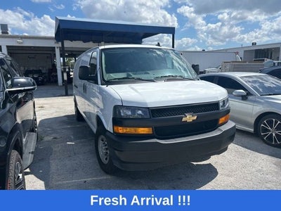 2025 Chevrolet Express Cargo WT