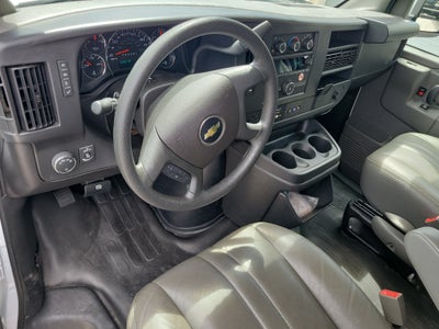 2025 Chevrolet Express Cargo WT