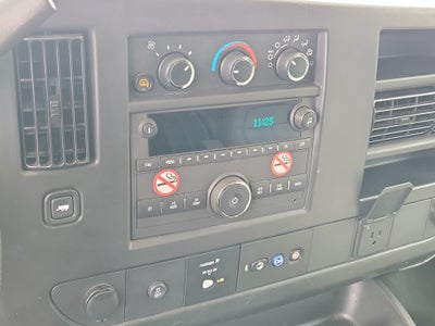 2025 Chevrolet Express Cargo WT