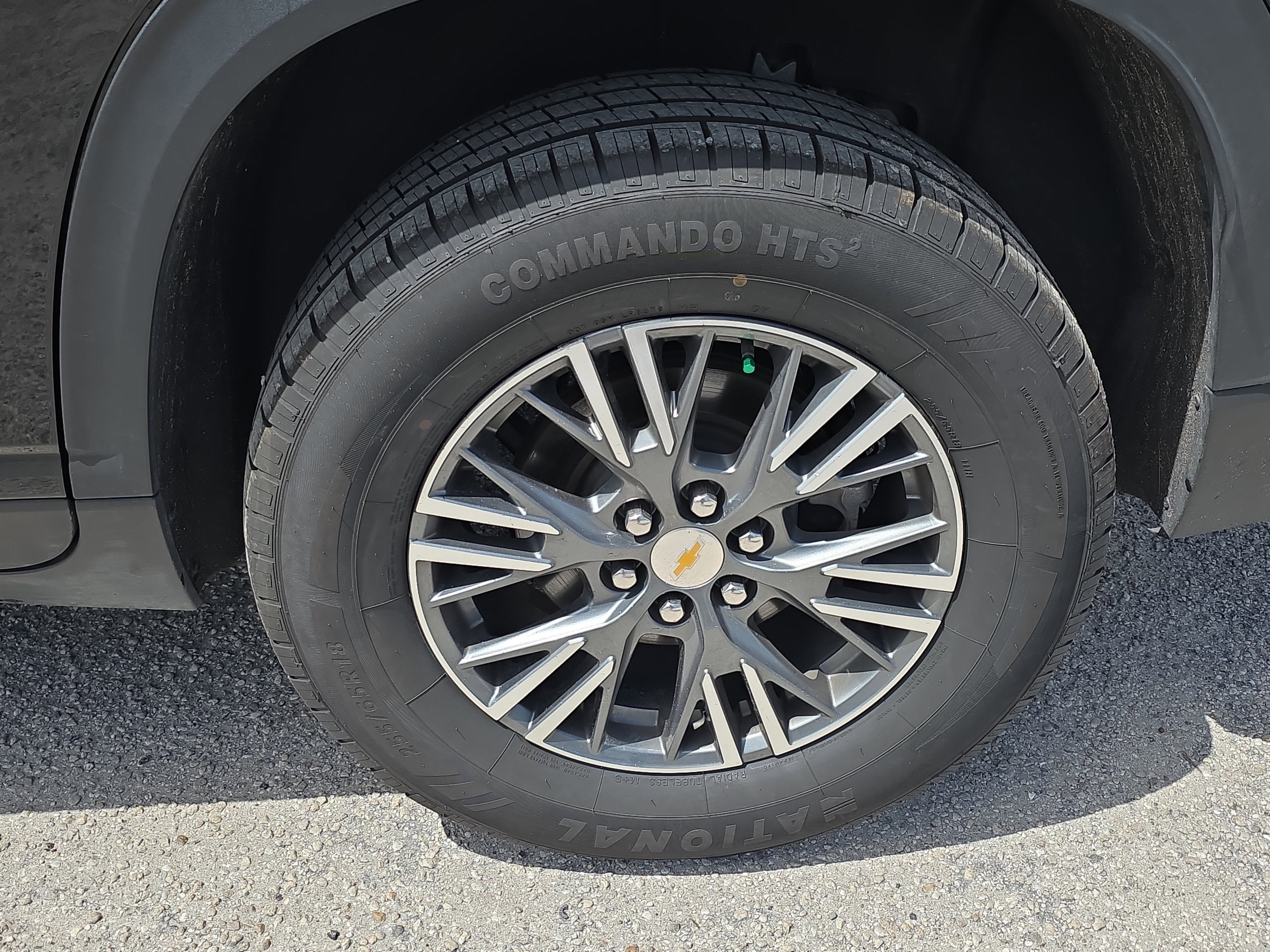 2024 Chevrolet Traverse LT