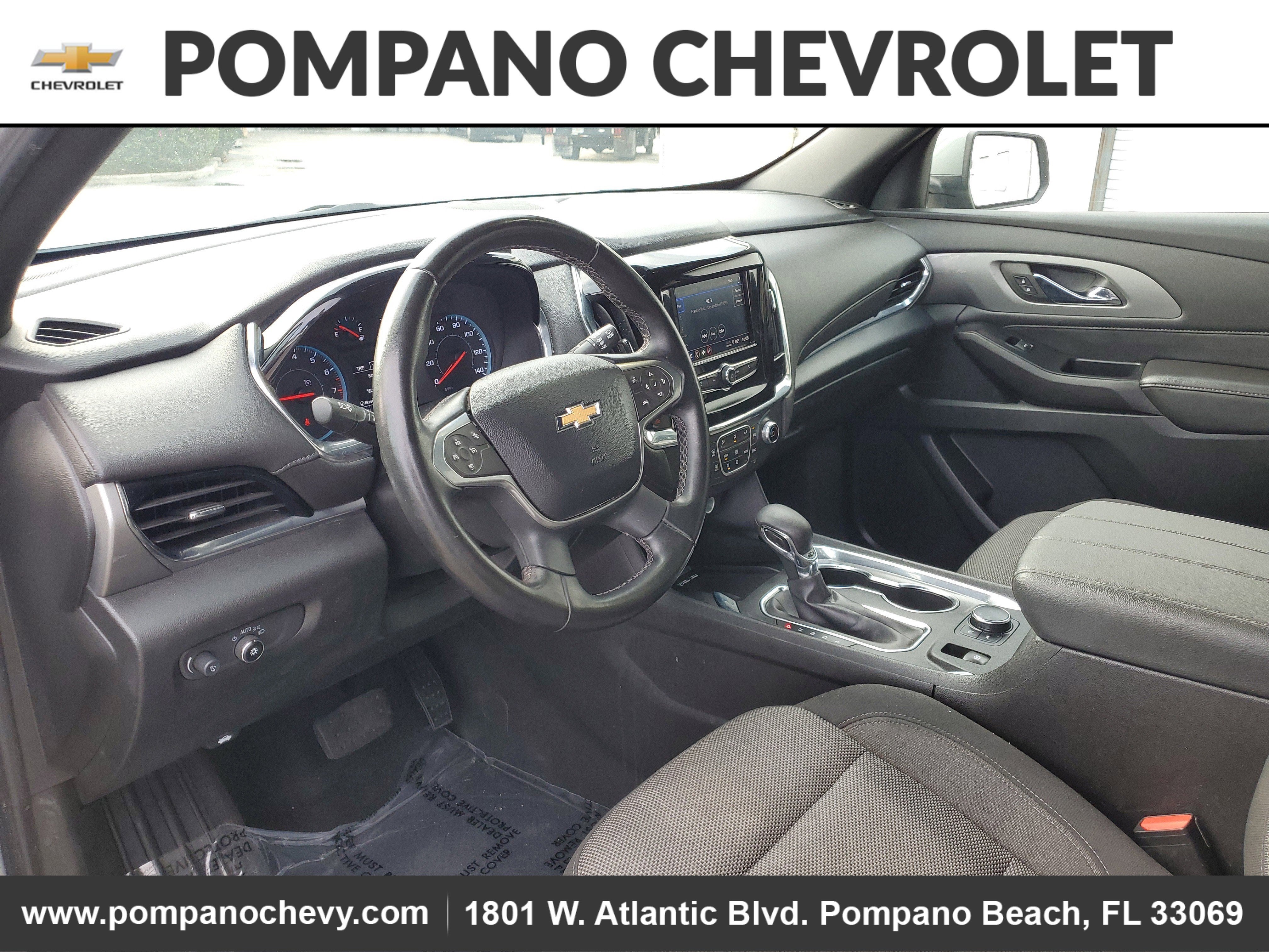 2023 Chevrolet Traverse LT Cloth