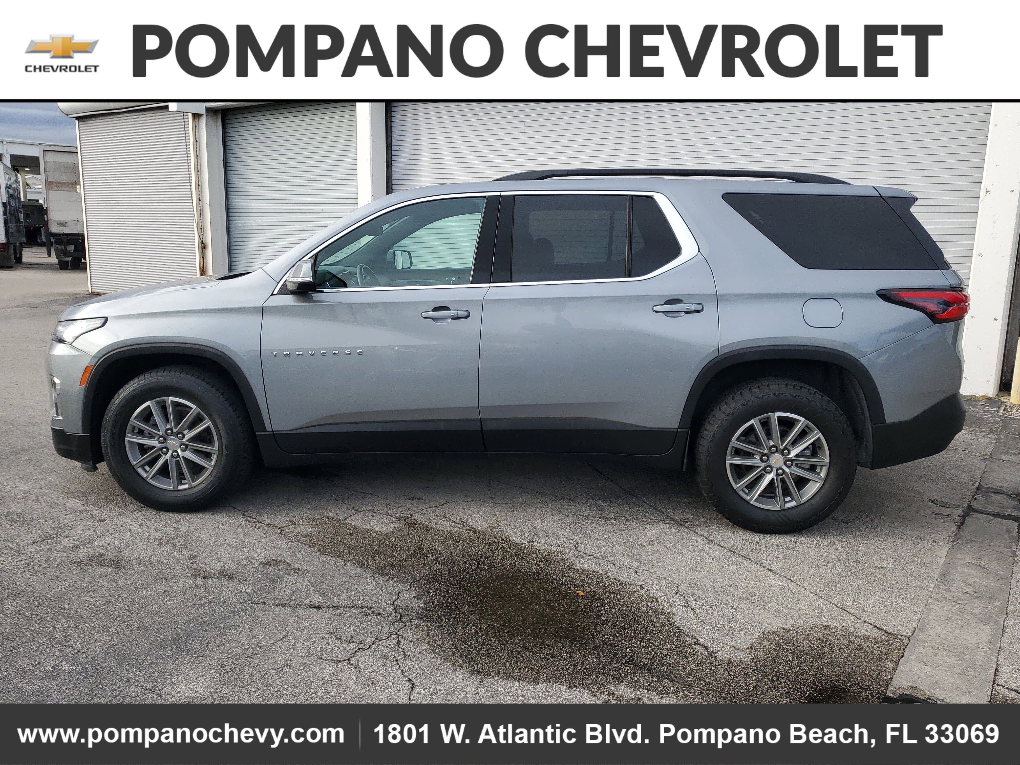 2023 Chevrolet Traverse LT Cloth