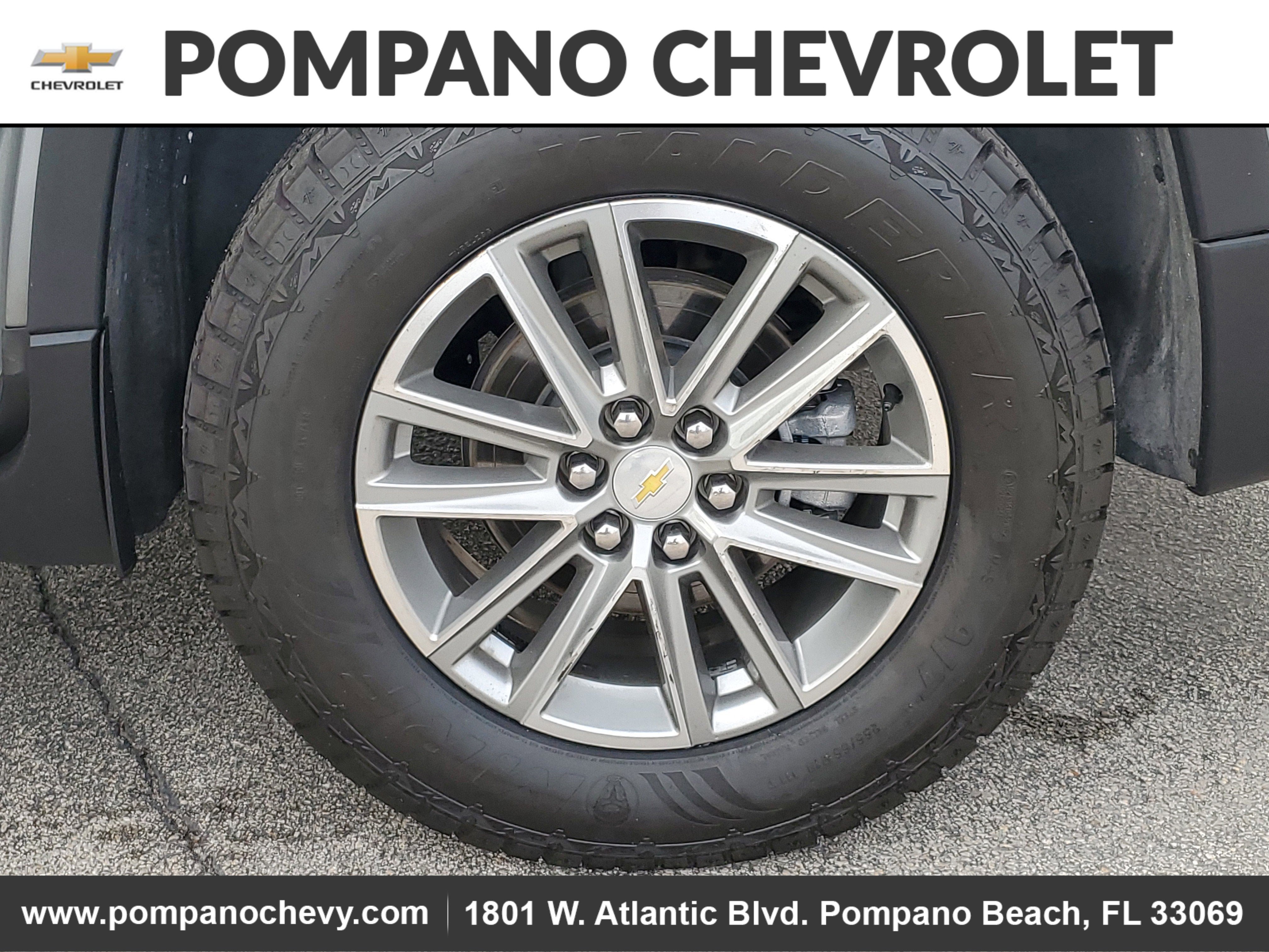 2023 Chevrolet Traverse LT Cloth