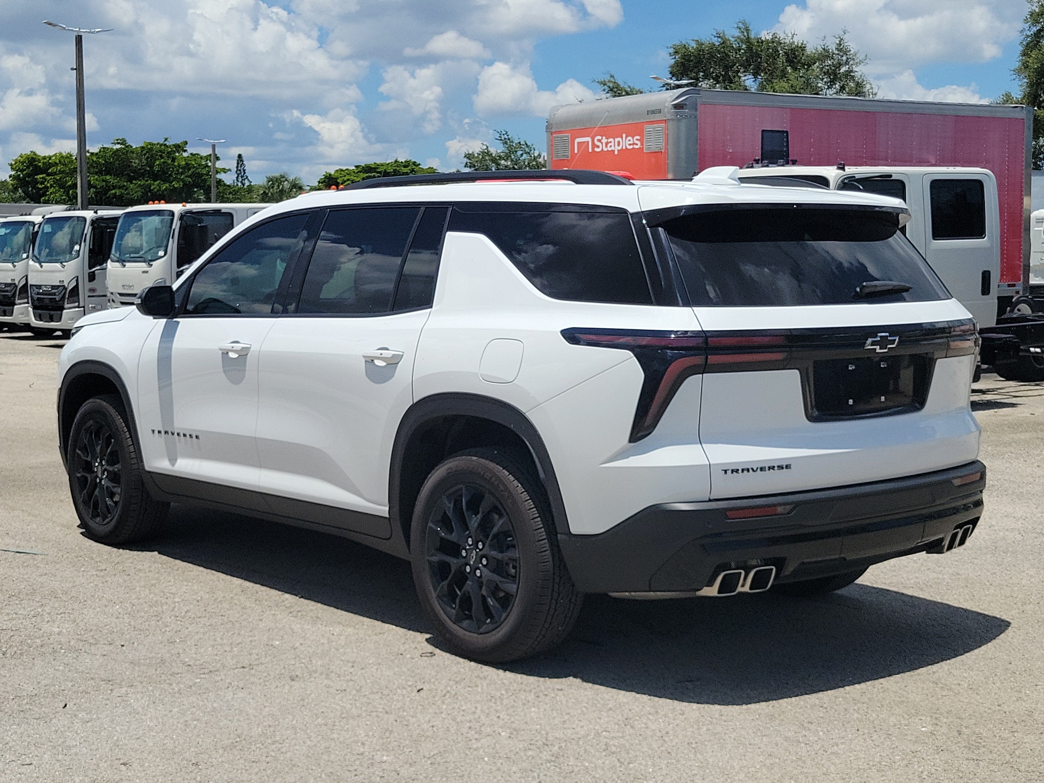 2025 Chevrolet Traverse LT