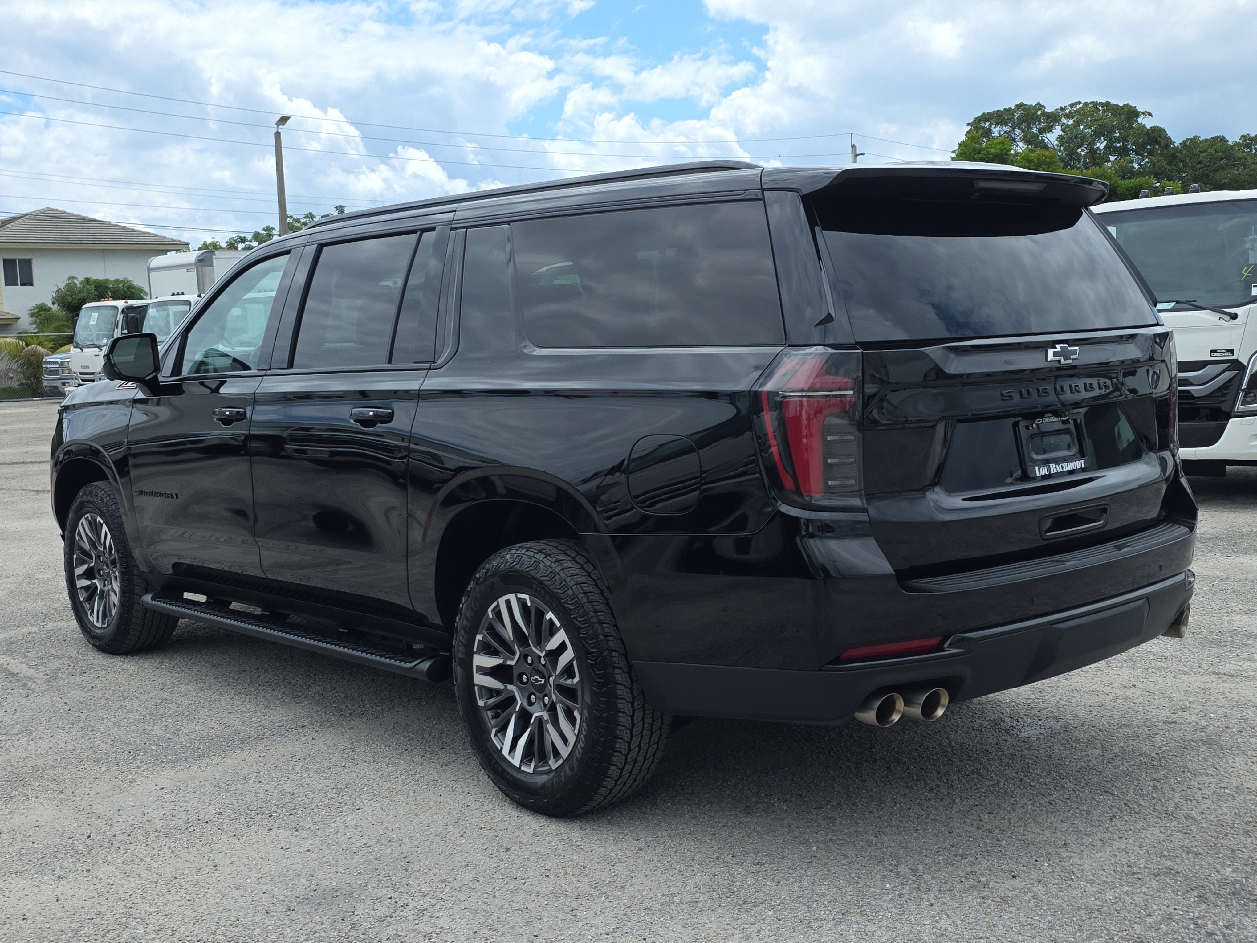 2025 Chevrolet Suburban Z71