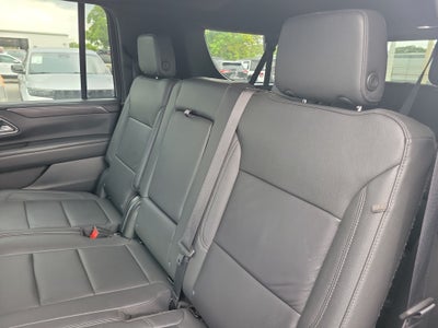 2024 Chevrolet Suburban LT