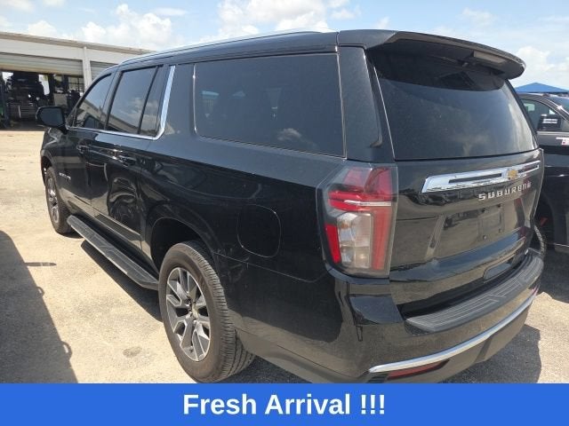 2023 Chevrolet Suburban LT