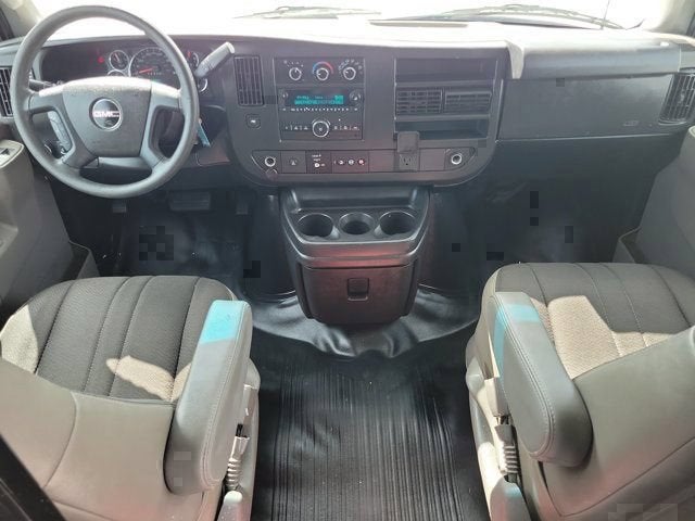 2020 GMC Savana Cargo 2500 RWD 2500 135"