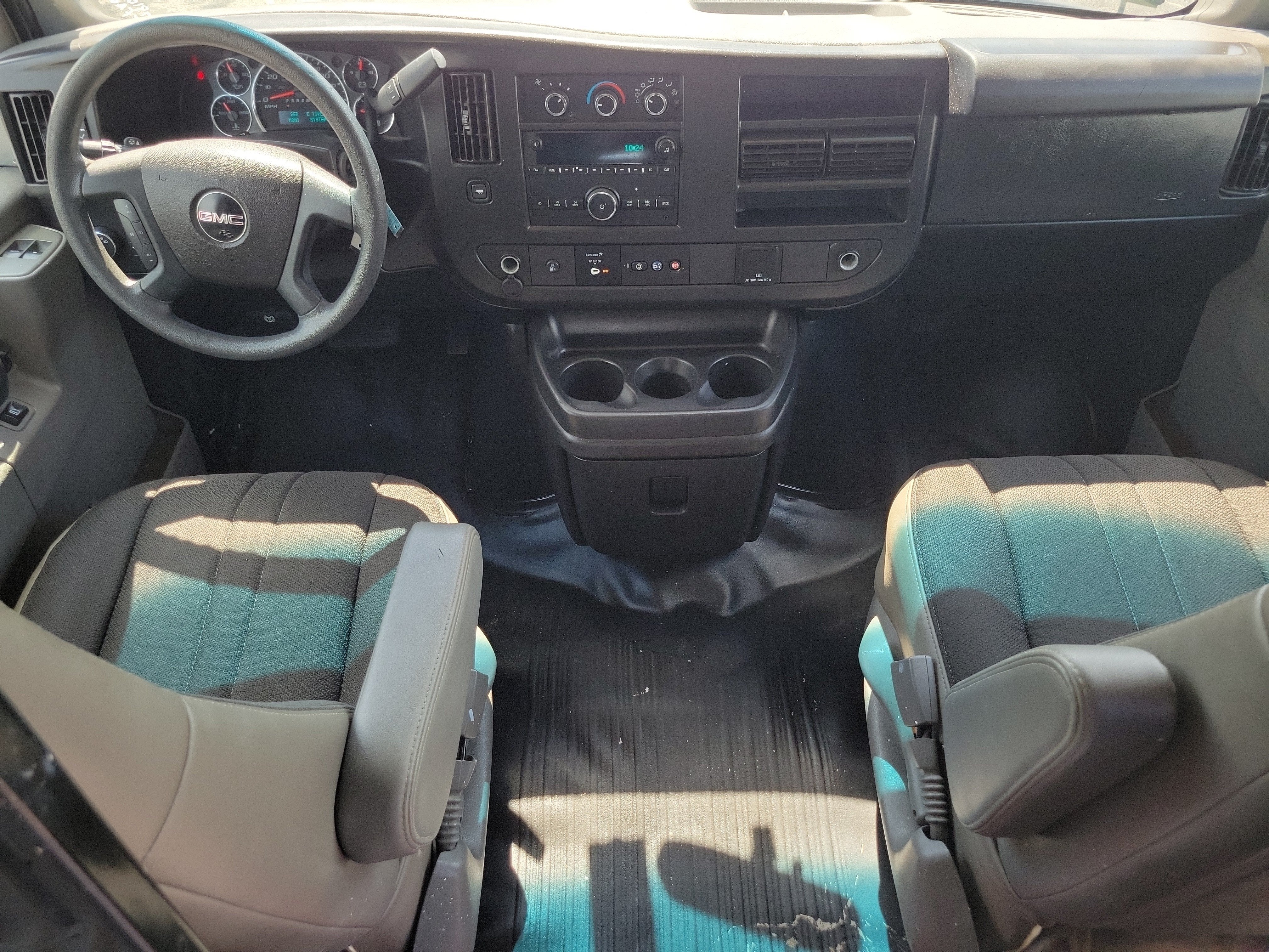 2020 GMC Savana Cargo 2500 Base