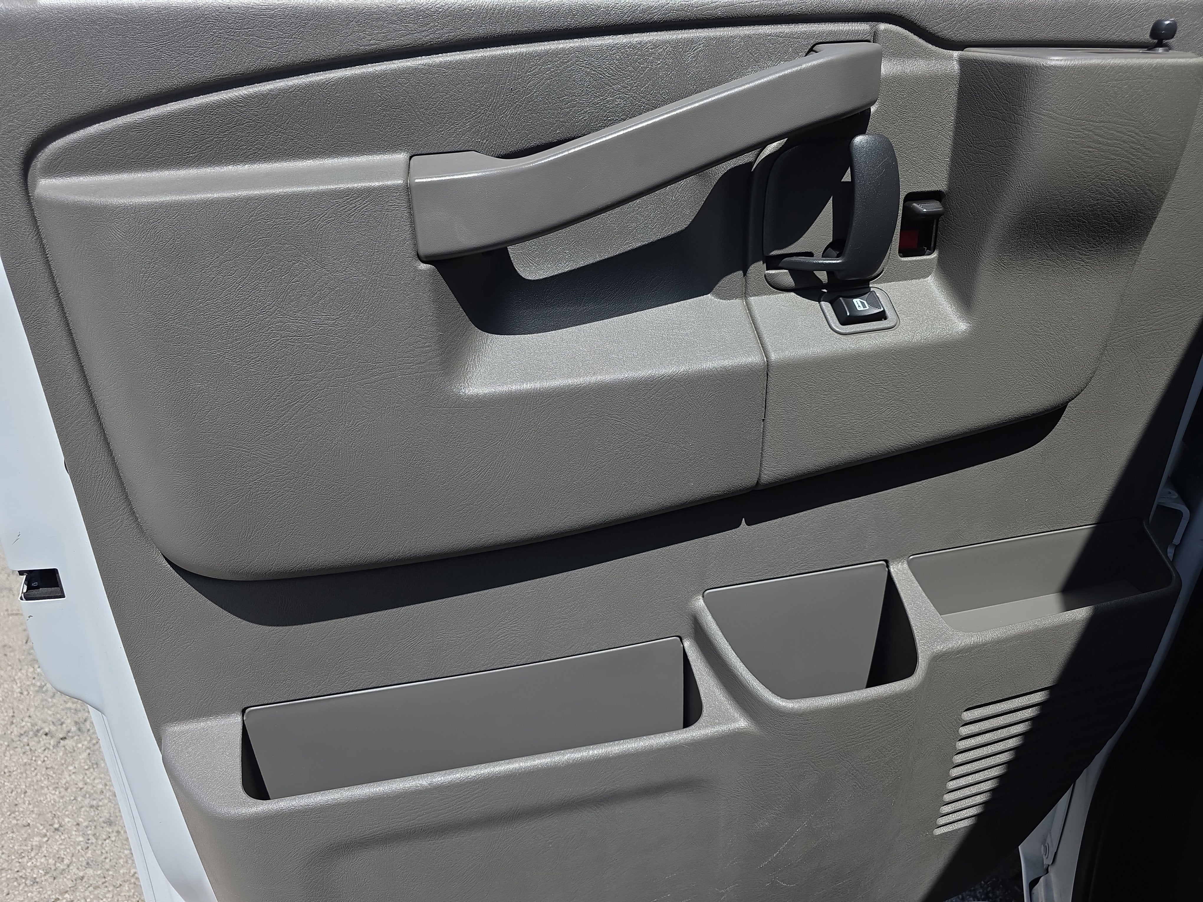 2024 GMC Savana Cargo 2500 Work Van