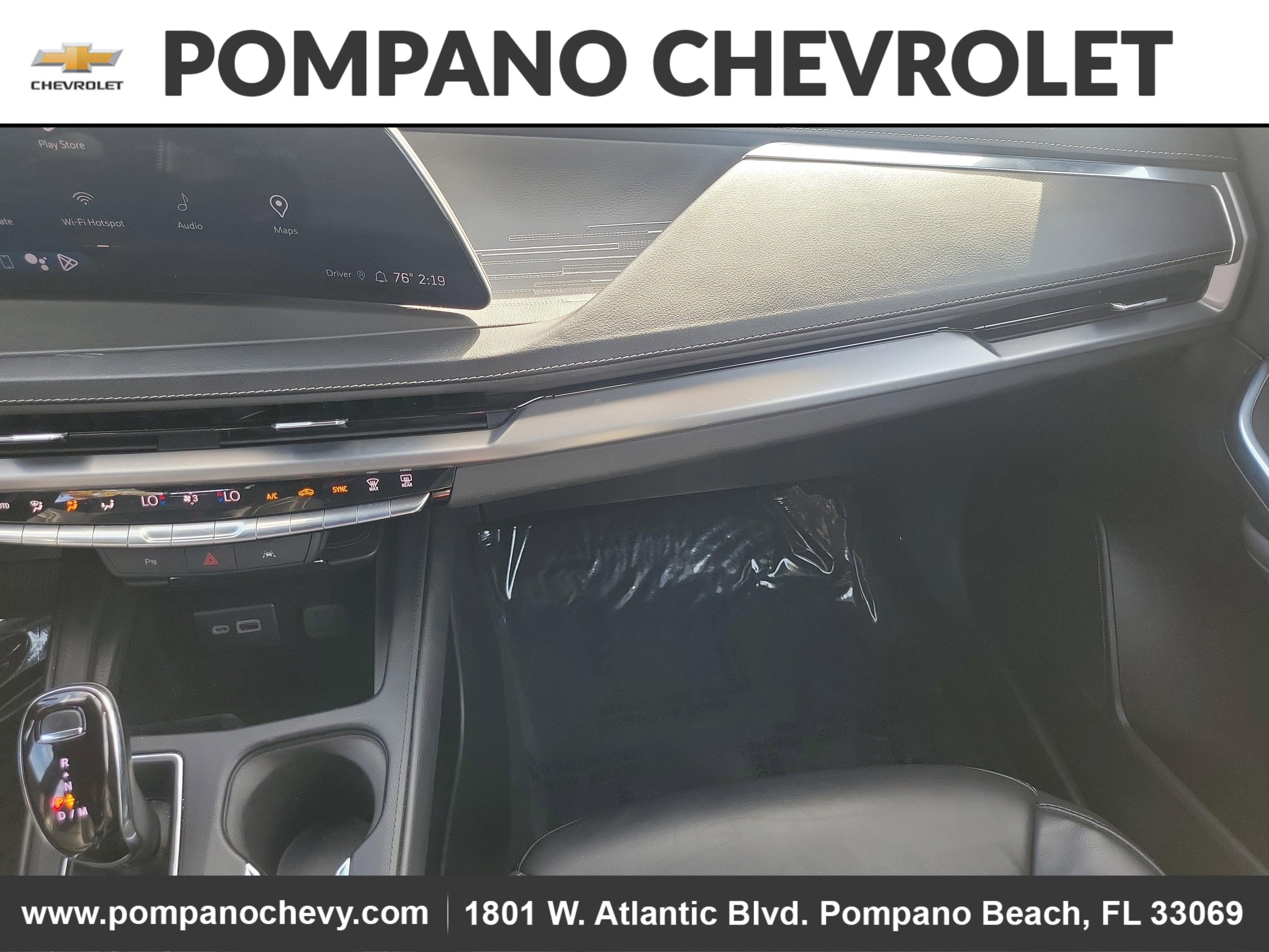 2024 Cadillac XT4 Premium Luxury