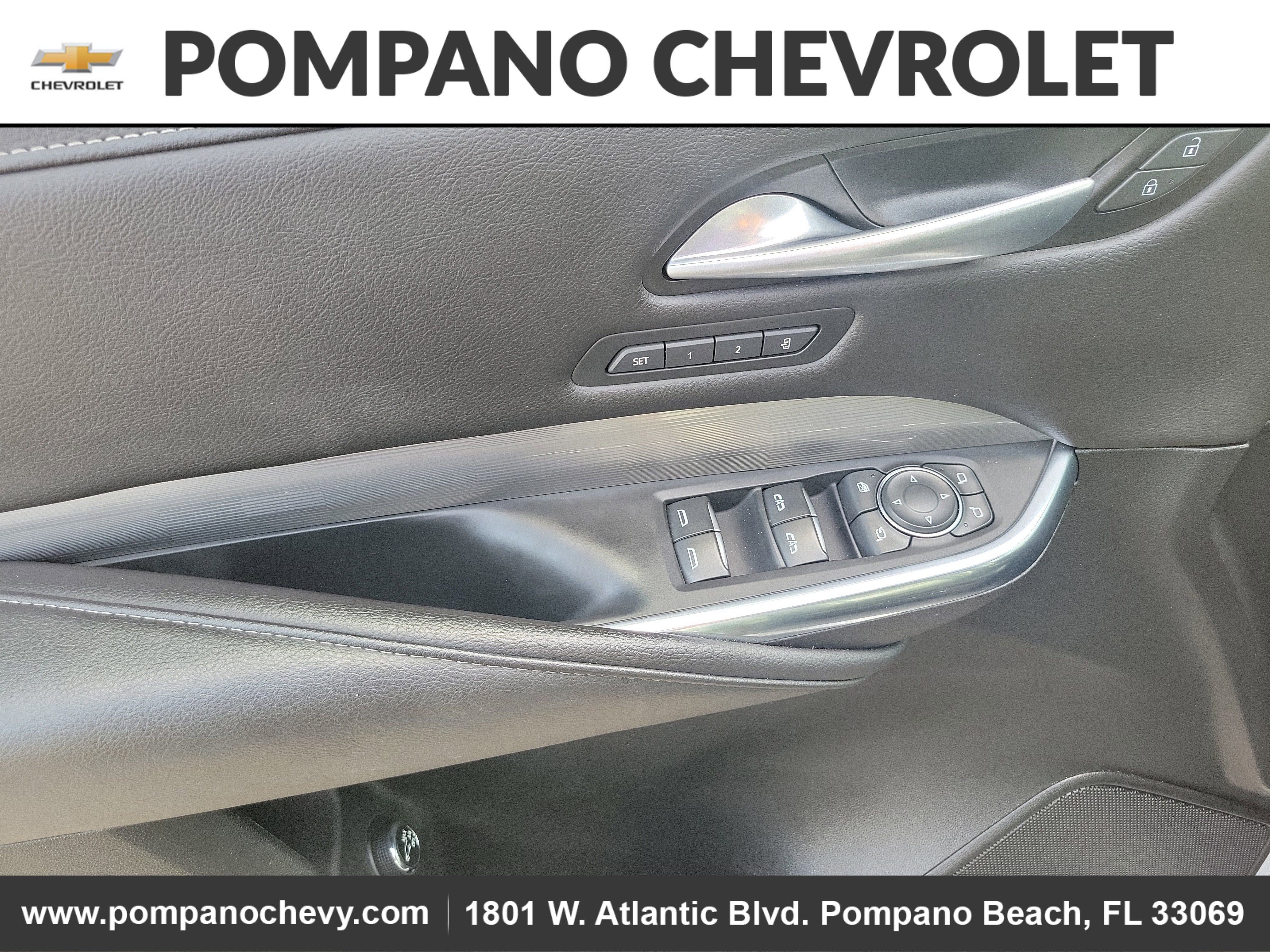 2024 Cadillac XT4 Premium Luxury