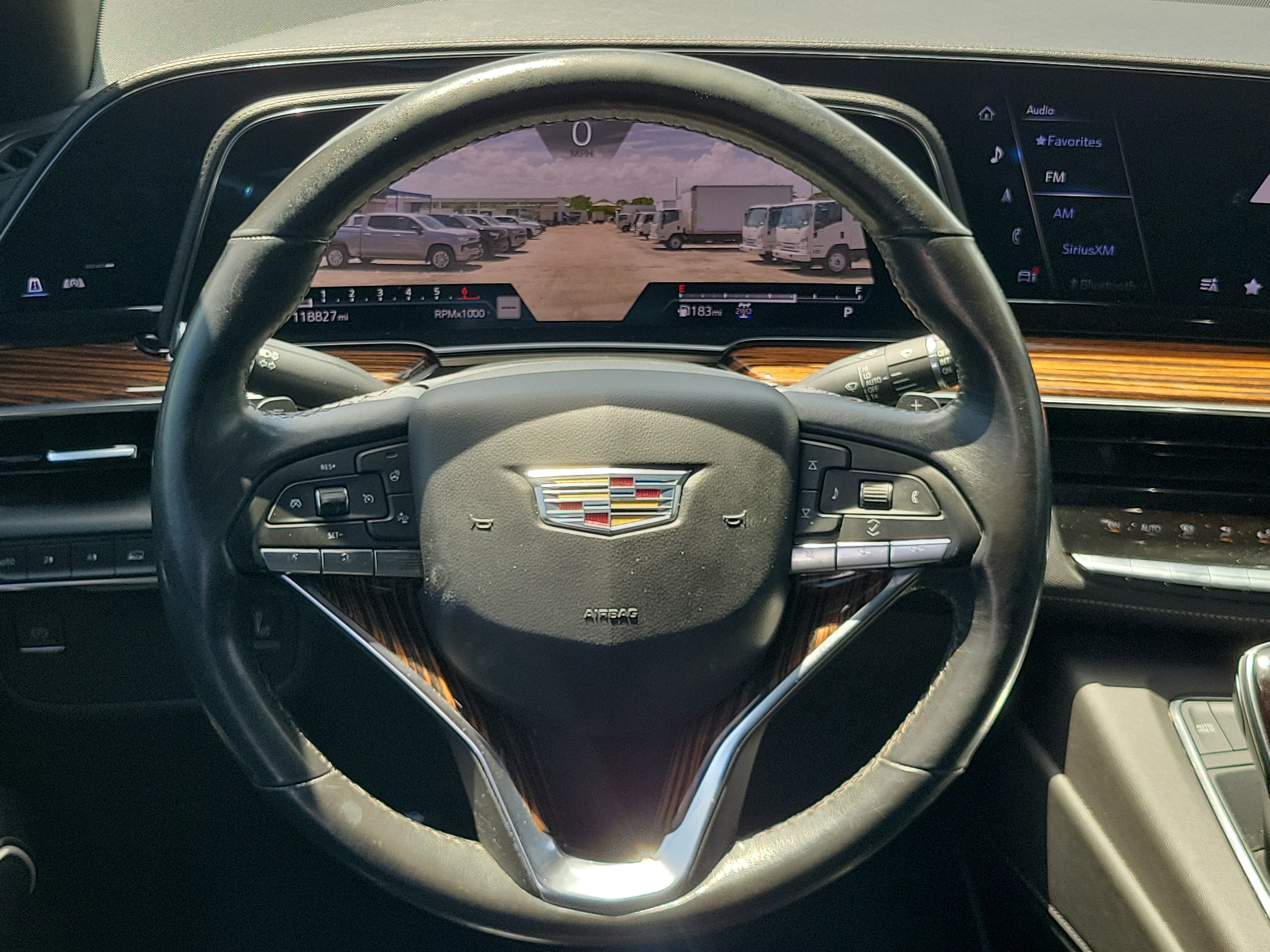 2022 Cadillac Escalade Luxury