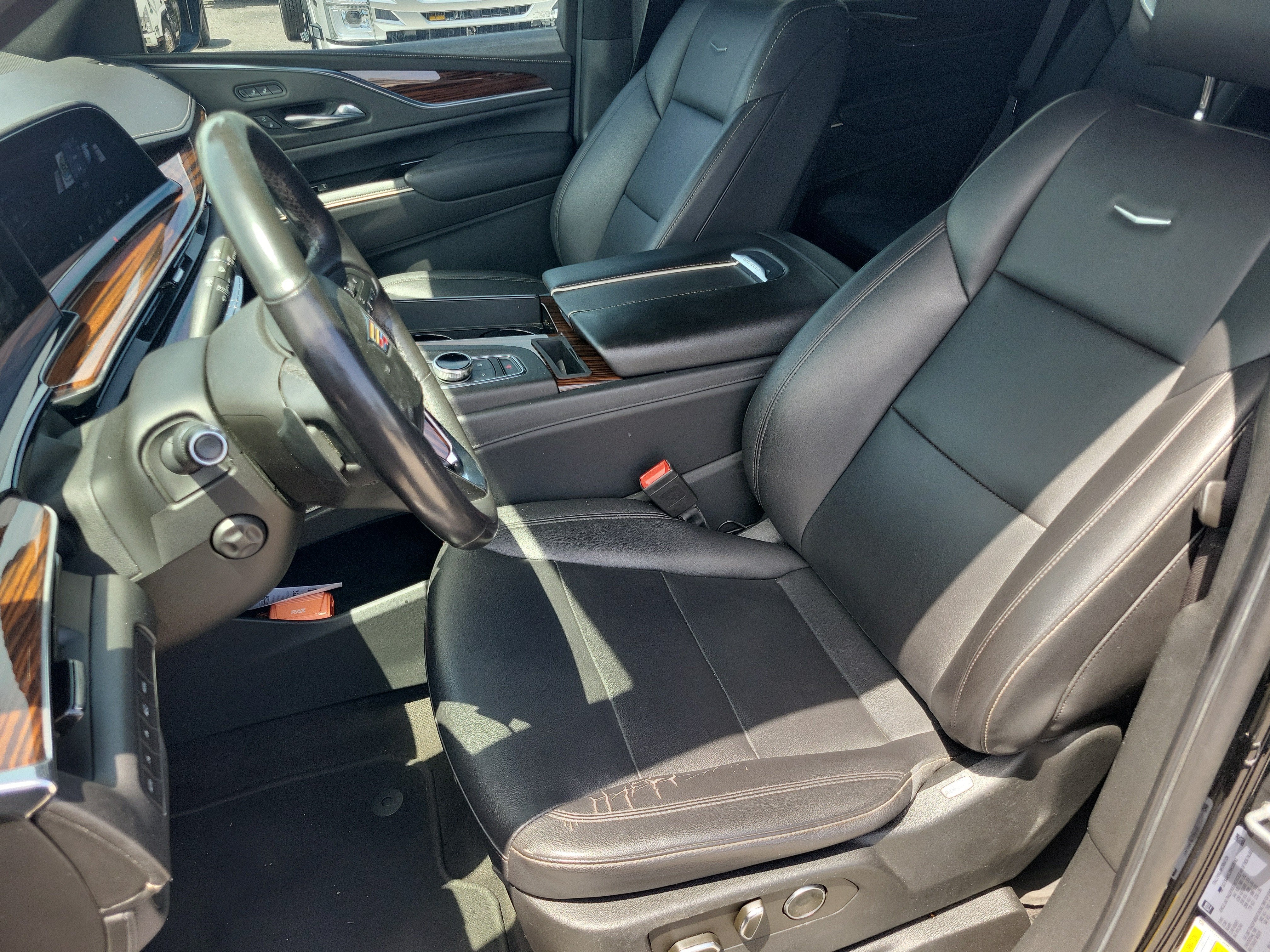 2022 Cadillac Escalade Luxury