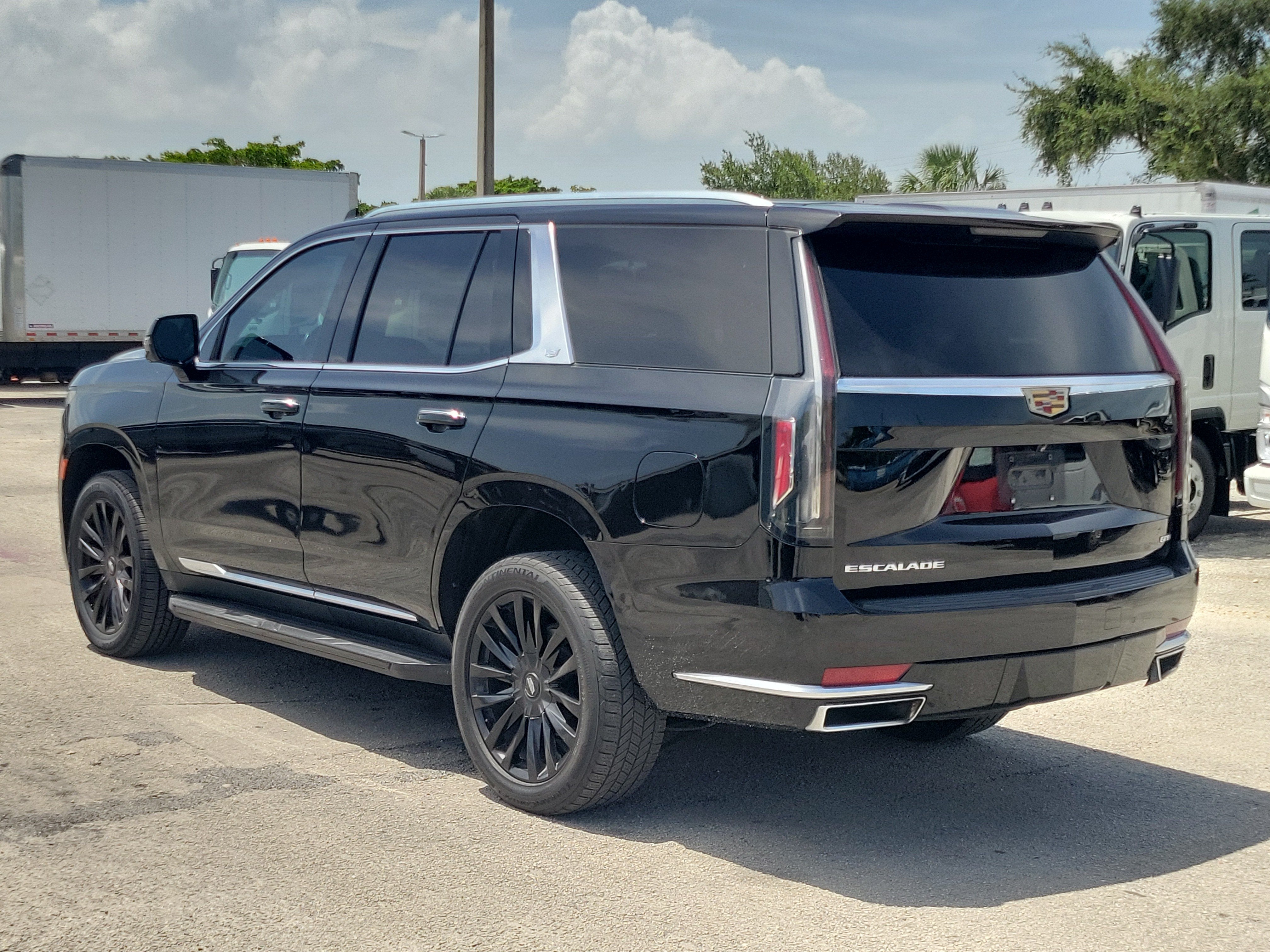 2022 Cadillac Escalade Luxury