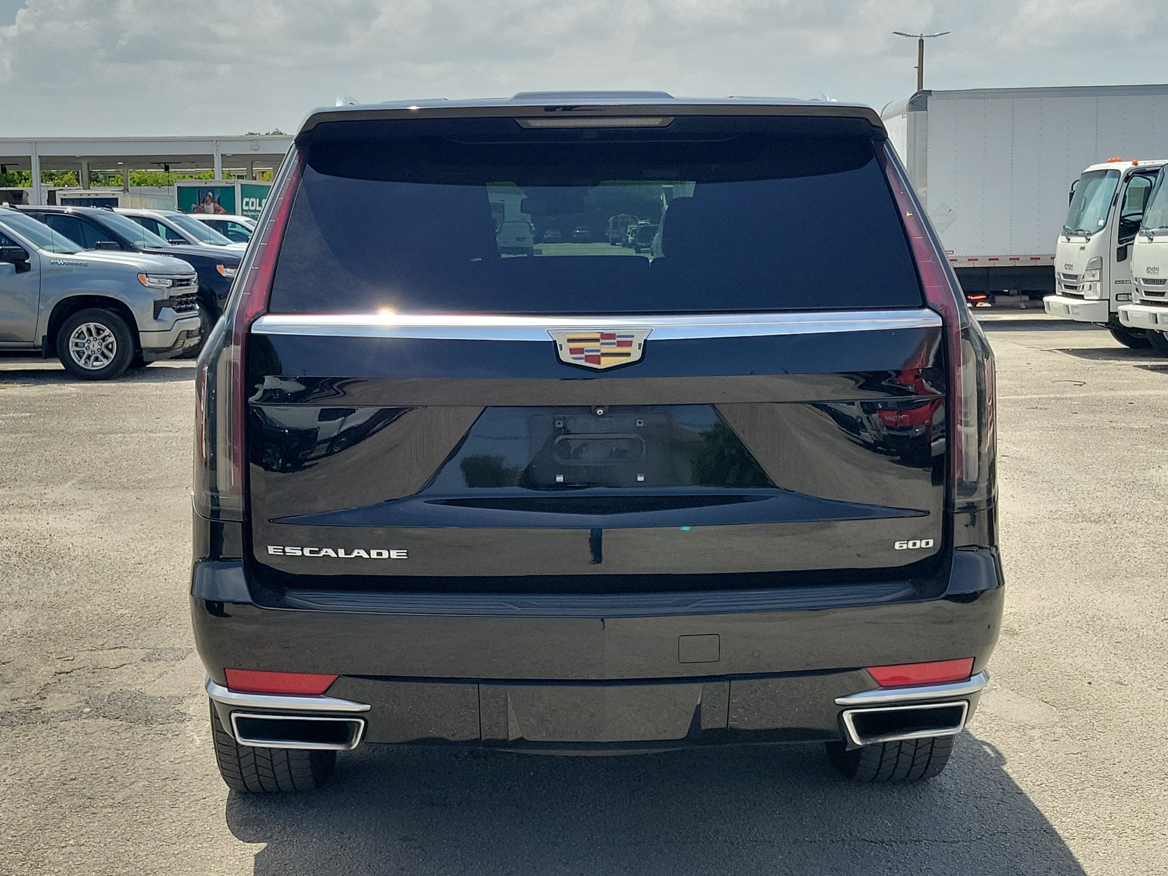 2022 Cadillac Escalade Luxury